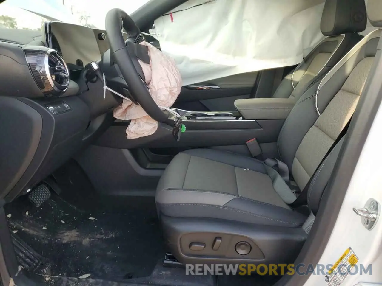 7 Photograph of a damaged car 3GNAXHEG3SL256912 CHEVROLET EQUINOX 2025