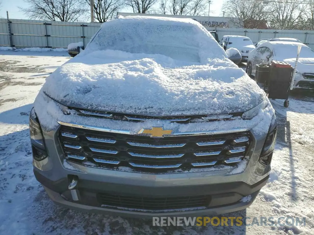 5 Photograph of a damaged car 3GNAXHEG4SL103195 CHEVROLET EQUINOX 2025