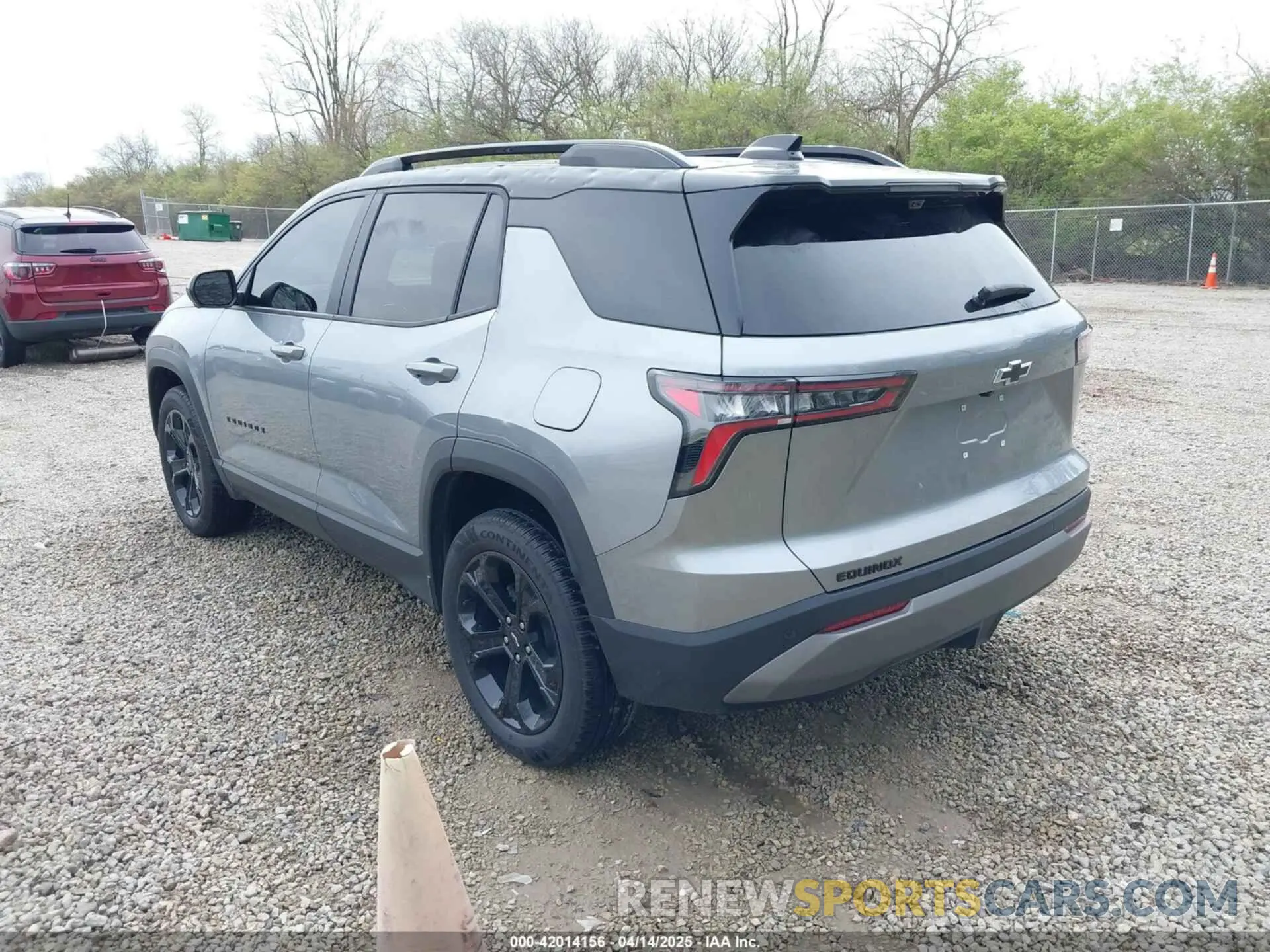 3 Photograph of a damaged car 3GNAXHEG4SL103858 CHEVROLET EQUINOX 2025