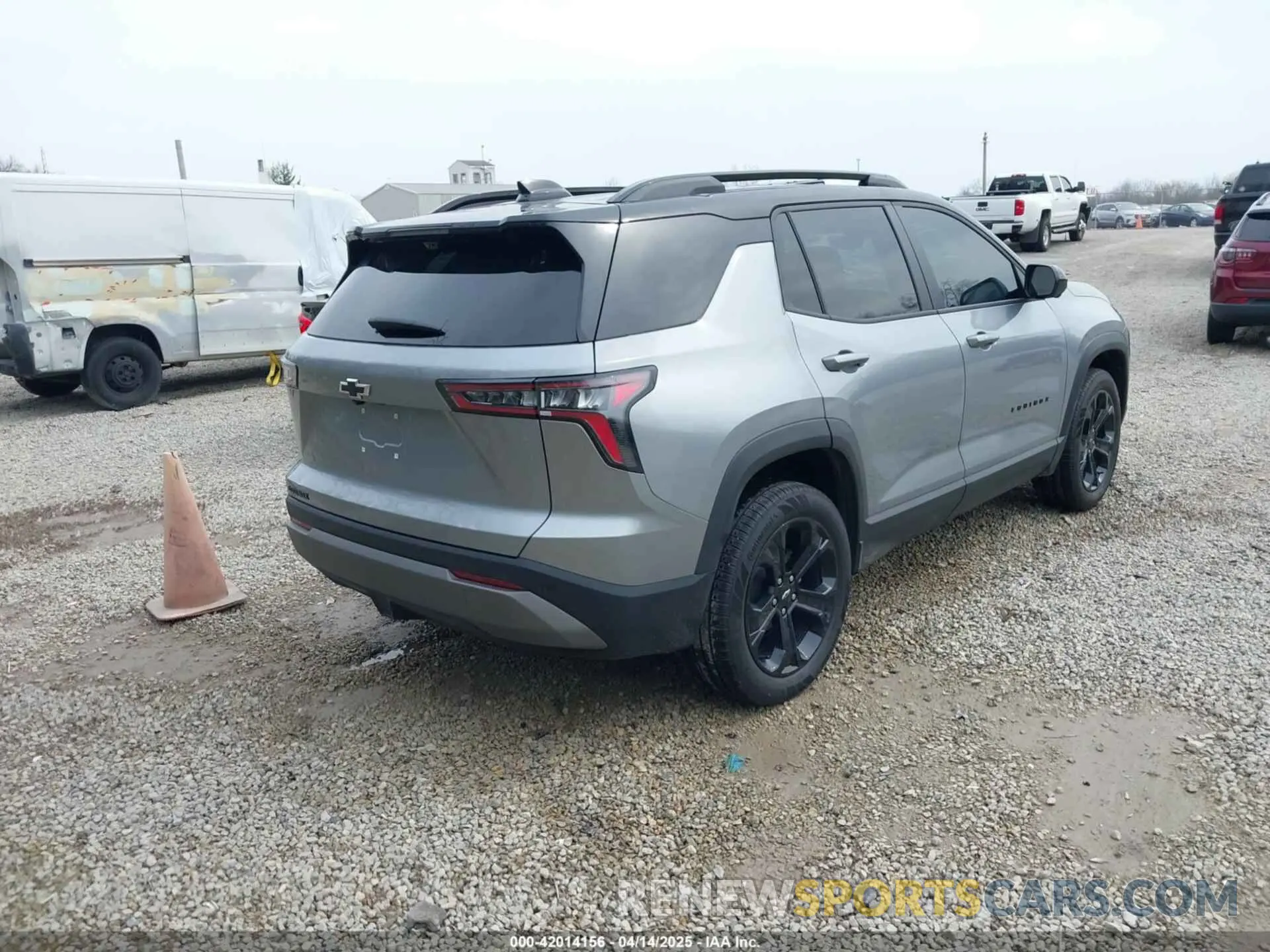 4 Photograph of a damaged car 3GNAXHEG4SL103858 CHEVROLET EQUINOX 2025