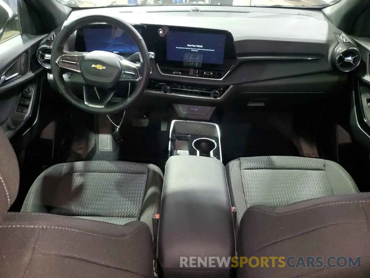 8 Photograph of a damaged car 3GNAXHEG4SL207086 CHEVROLET EQUINOX 2025
