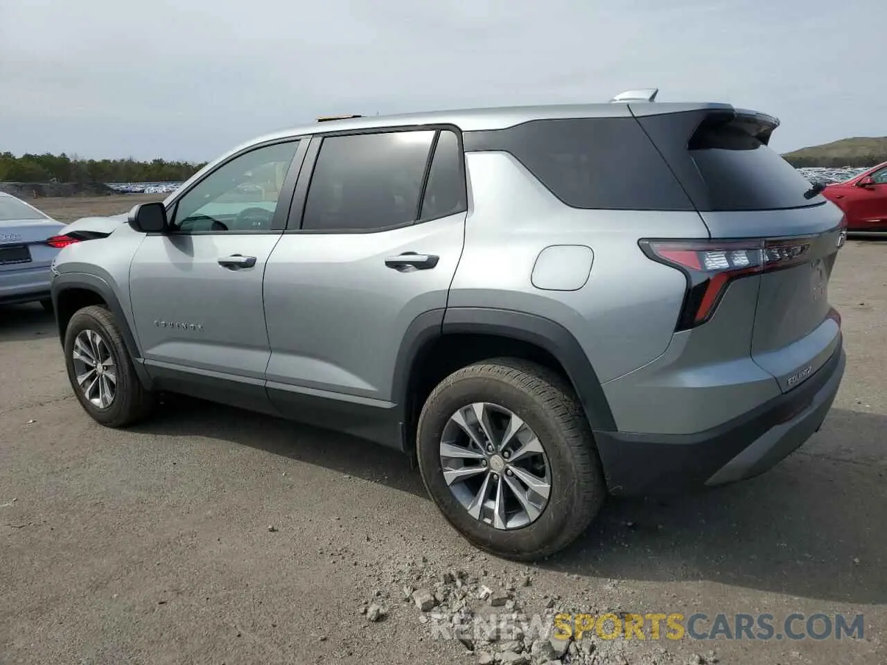 2 Photograph of a damaged car 3GNAXHEG5SL189293 CHEVROLET EQUINOX 2025