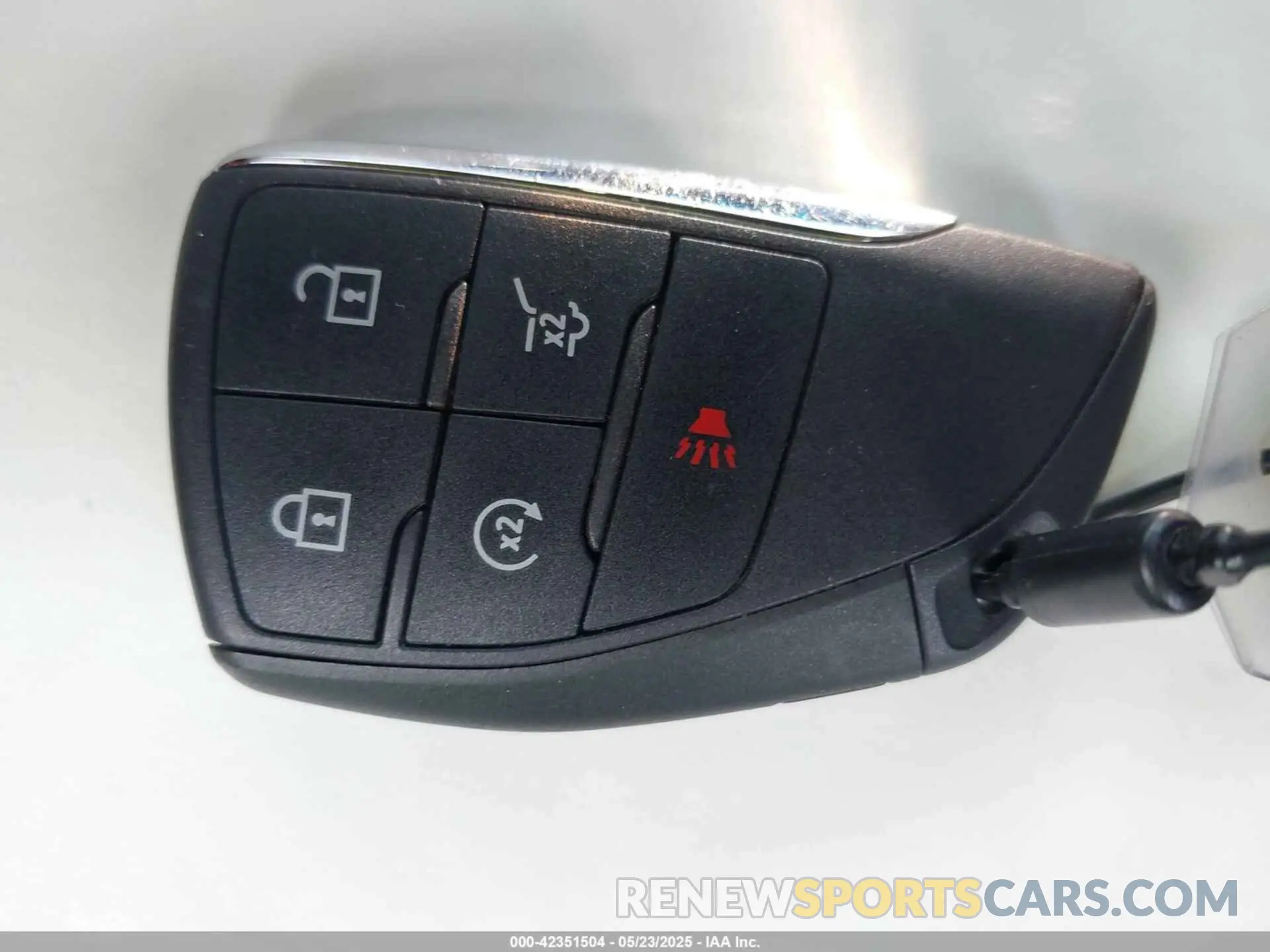 11 Photograph of a damaged car 3GNAXHEG5SL217853 CHEVROLET EQUINOX 2025