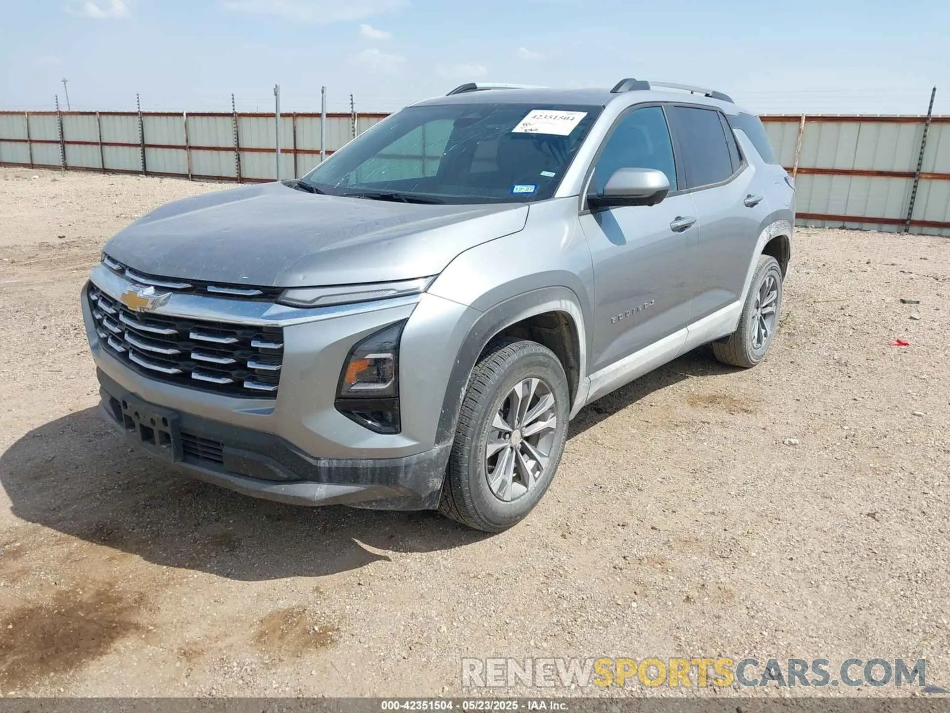 2 Photograph of a damaged car 3GNAXHEG5SL217853 CHEVROLET EQUINOX 2025