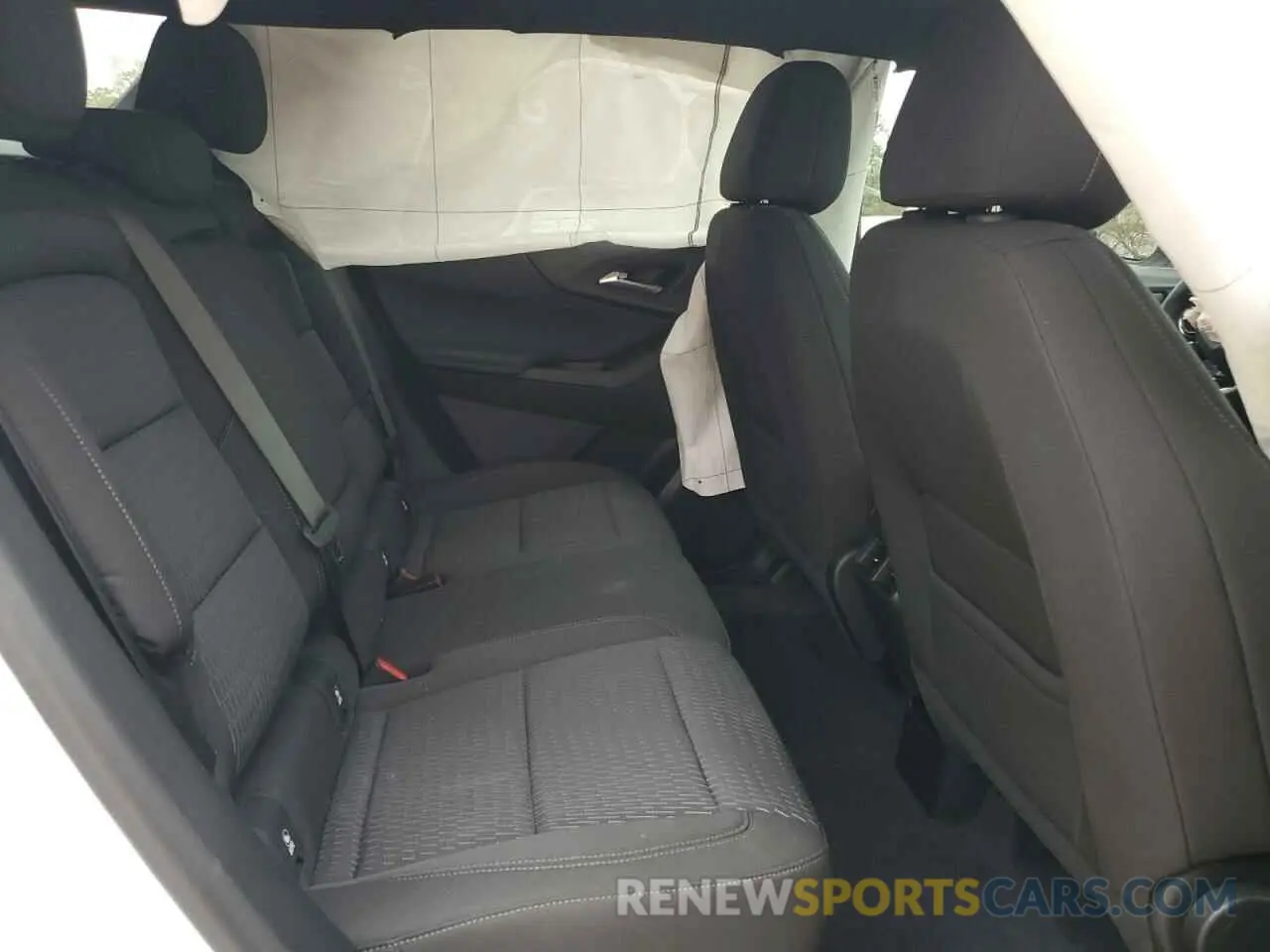11 Photograph of a damaged car 3GNAXHEG6SL102615 CHEVROLET EQUINOX 2025