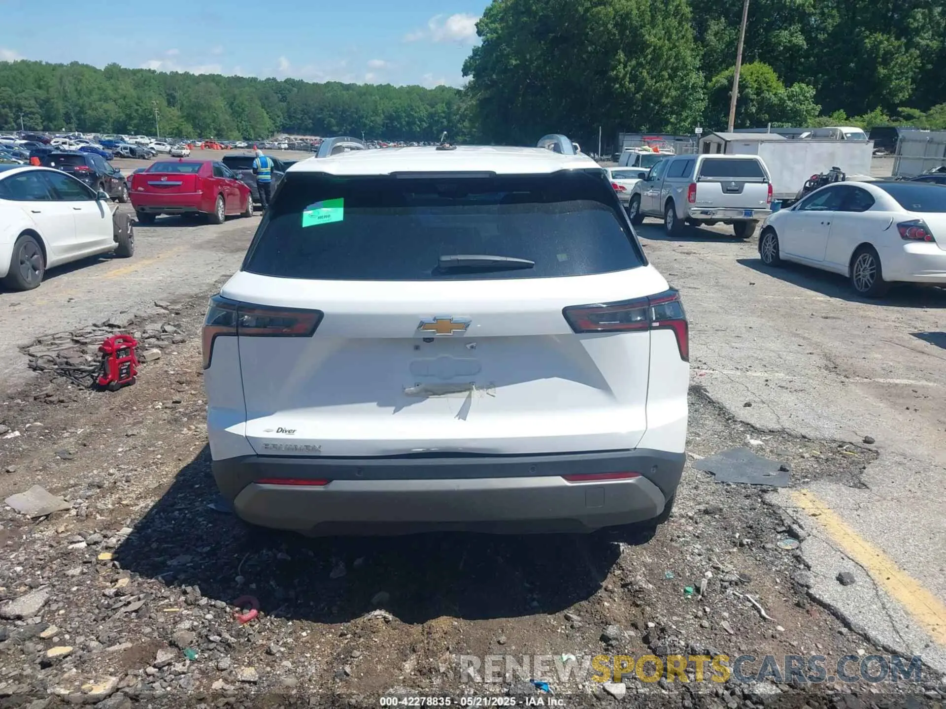 15 Photograph of a damaged car 3GNAXHEG7SL102901 CHEVROLET EQUINOX 2025