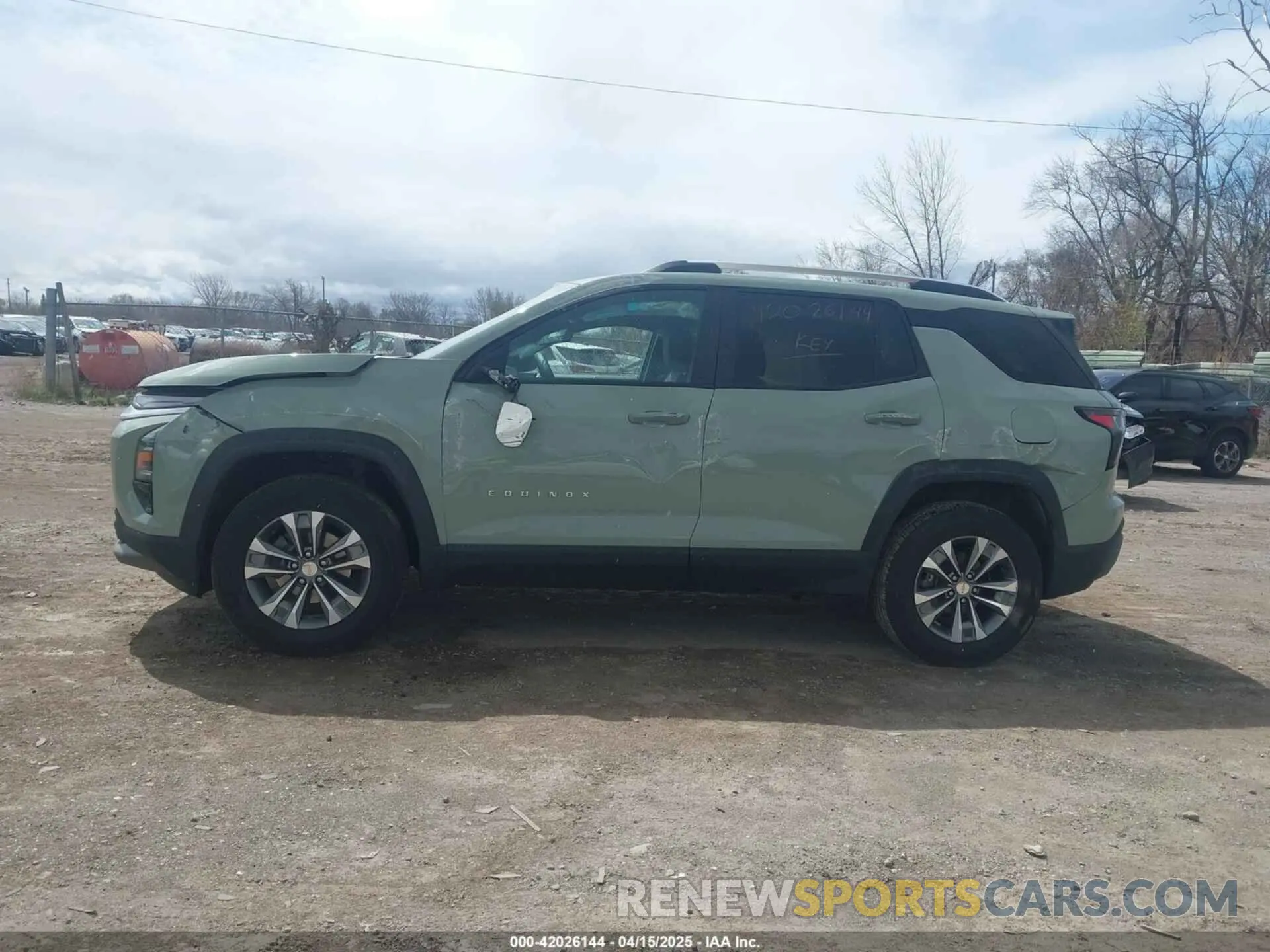 14 Photograph of a damaged car 3GNAXHEG7SL114014 CHEVROLET EQUINOX 2025