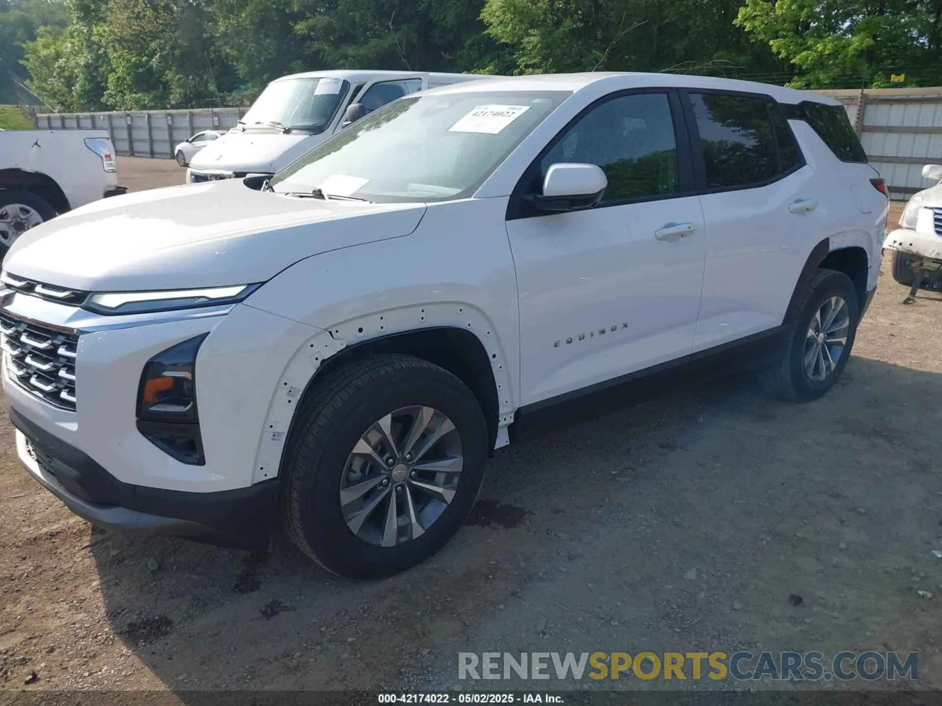 2 Photograph of a damaged car 3GNAXHEG7SL138247 CHEVROLET EQUINOX 2025