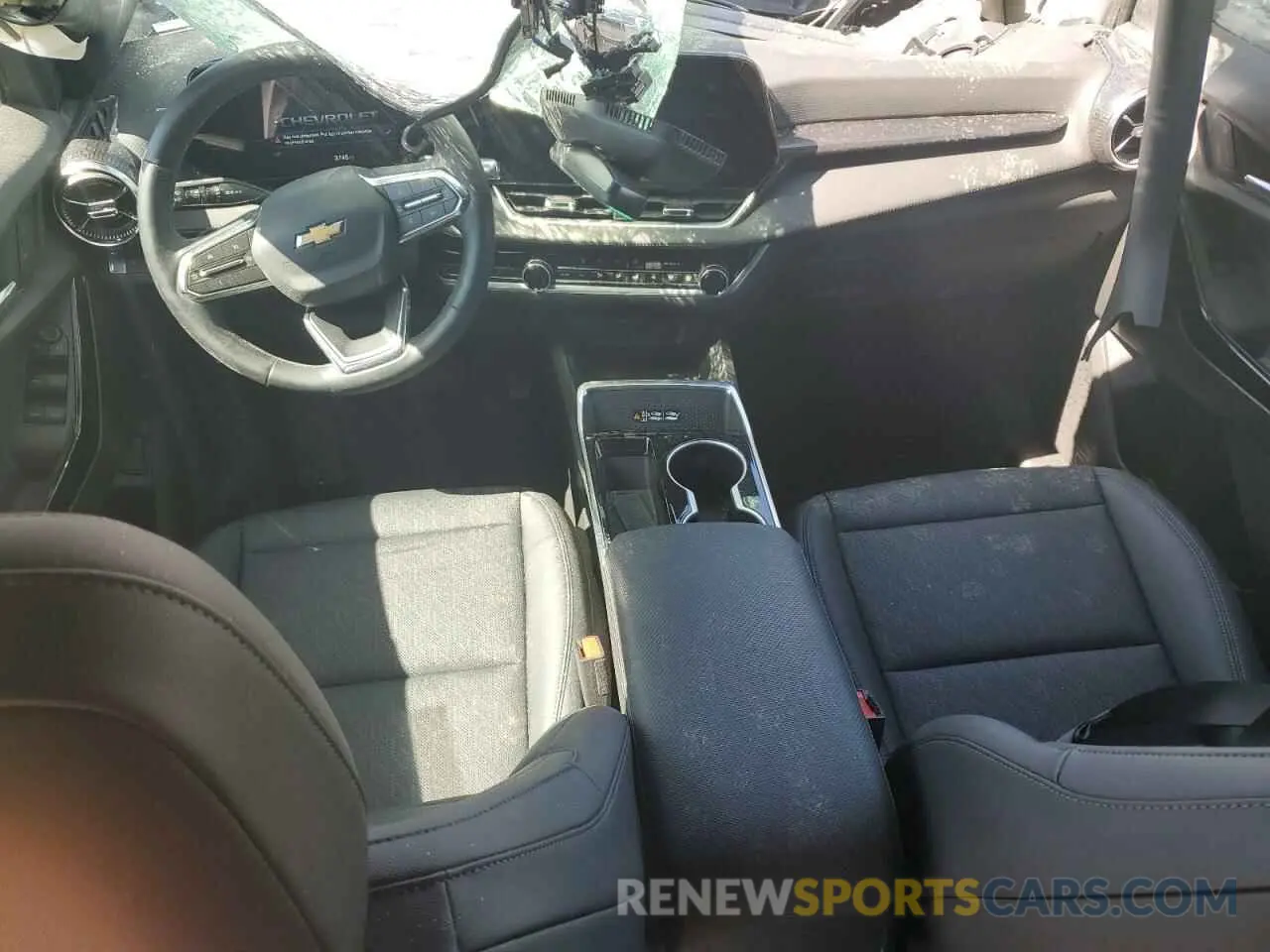 8 Photograph of a damaged car 3GNAXHEG7SL159020 CHEVROLET EQUINOX 2025