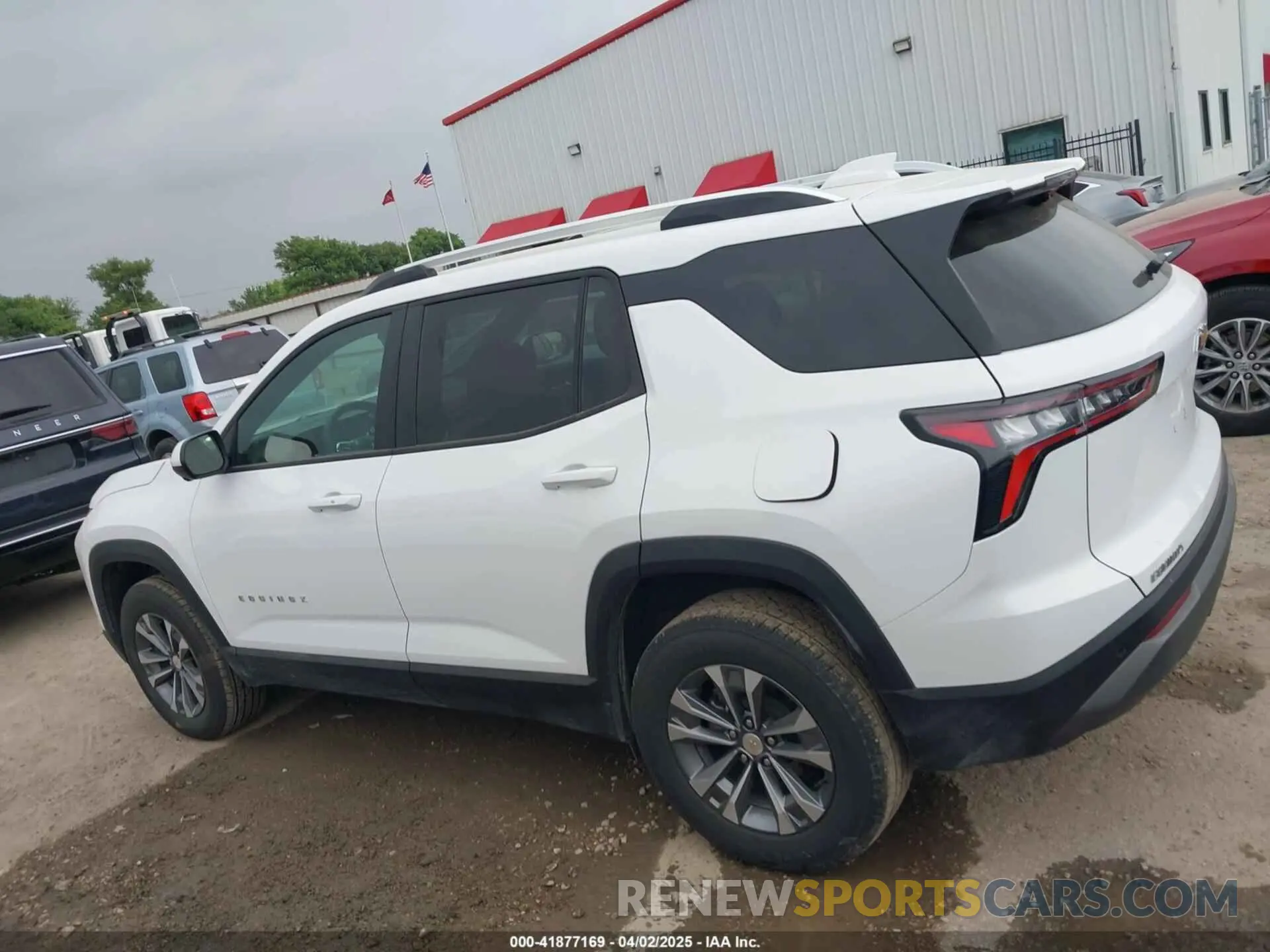 14 Photograph of a damaged car 3GNAXHEG7SL215828 CHEVROLET EQUINOX 2025