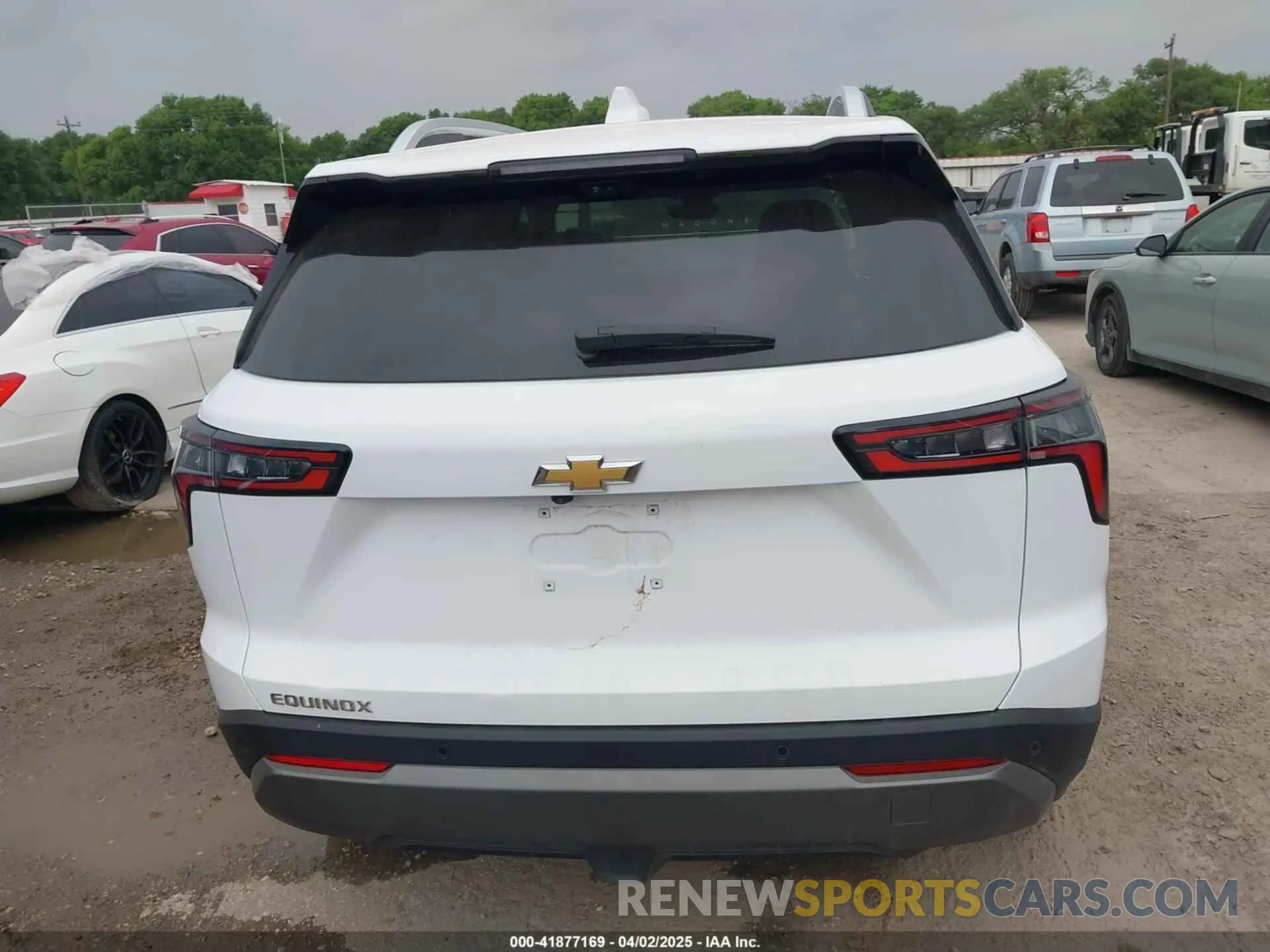 16 Photograph of a damaged car 3GNAXHEG7SL215828 CHEVROLET EQUINOX 2025
