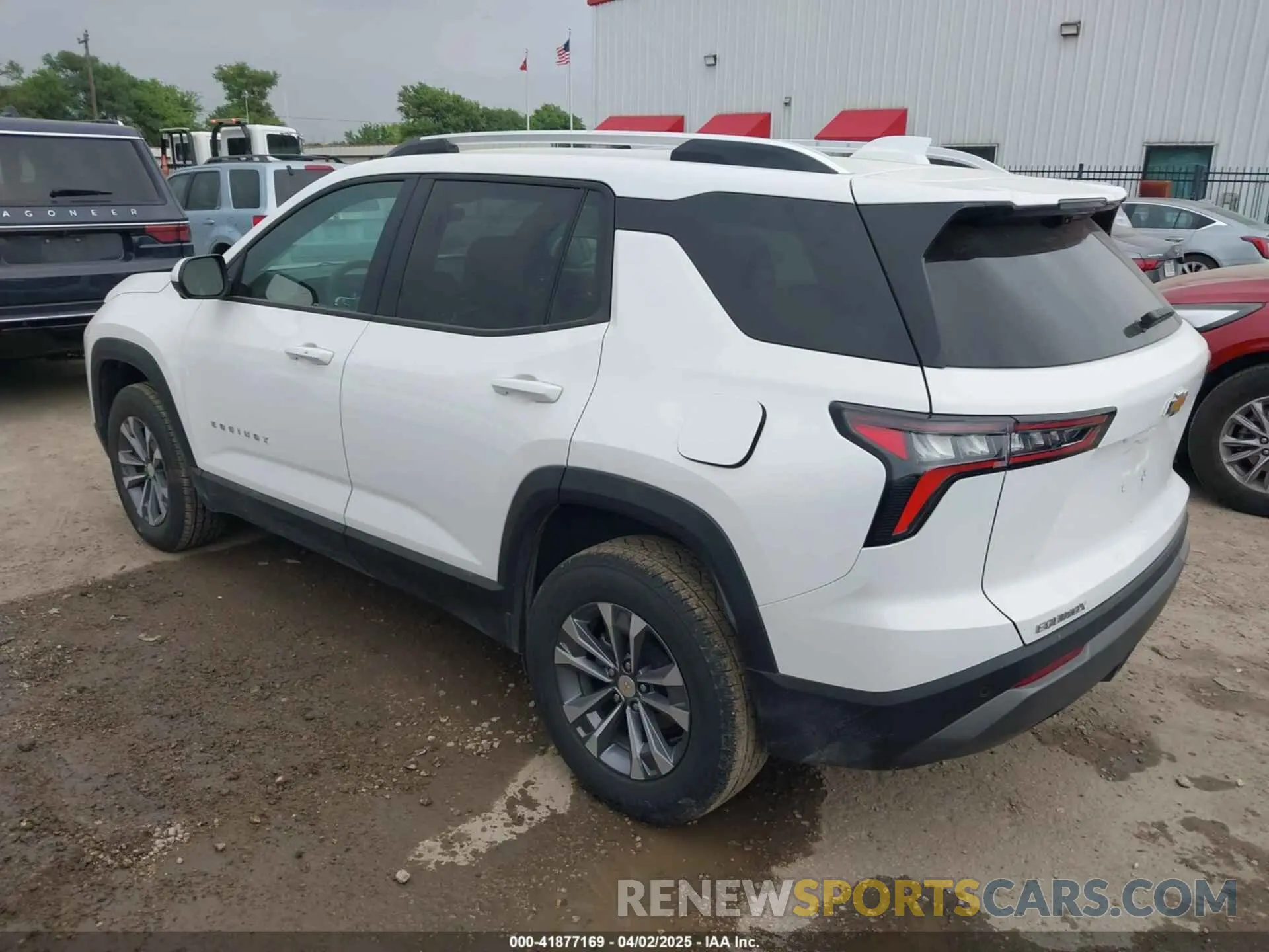 3 Photograph of a damaged car 3GNAXHEG7SL215828 CHEVROLET EQUINOX 2025