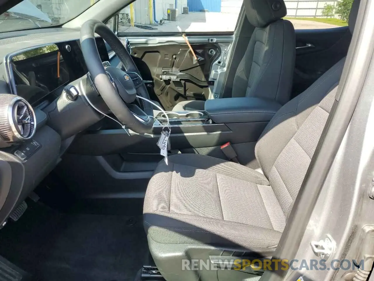 7 Photograph of a damaged car 3GNAXHEG7SL227705 CHEVROLET EQUINOX 2025