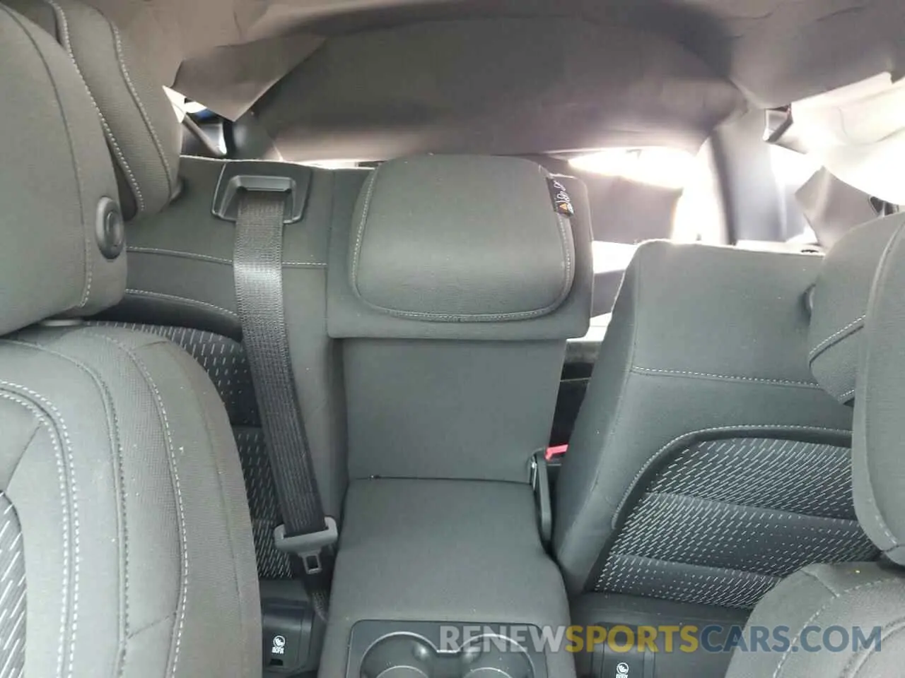 10 Photograph of a damaged car 3GNAXHEG7SL303035 CHEVROLET EQUINOX 2025