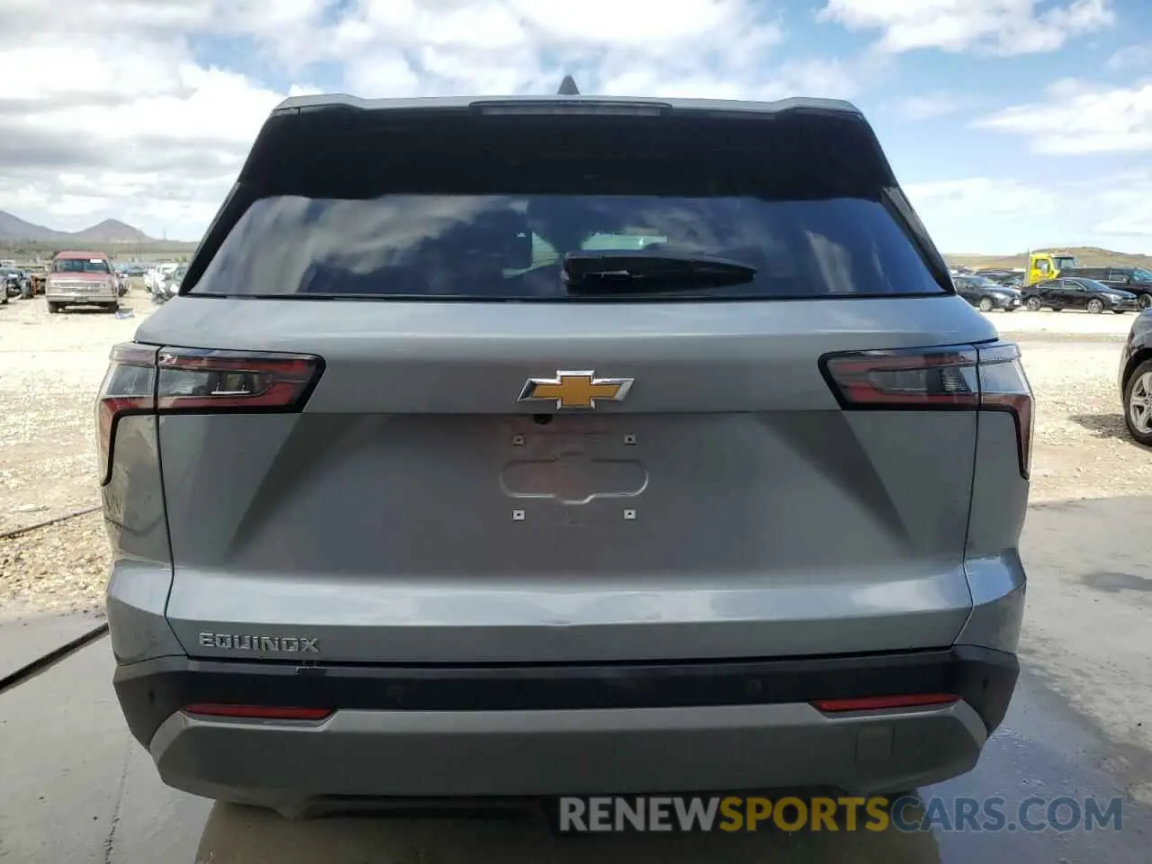 6 Photograph of a damaged car 3GNAXHEG8SL212551 CHEVROLET EQUINOX 2025