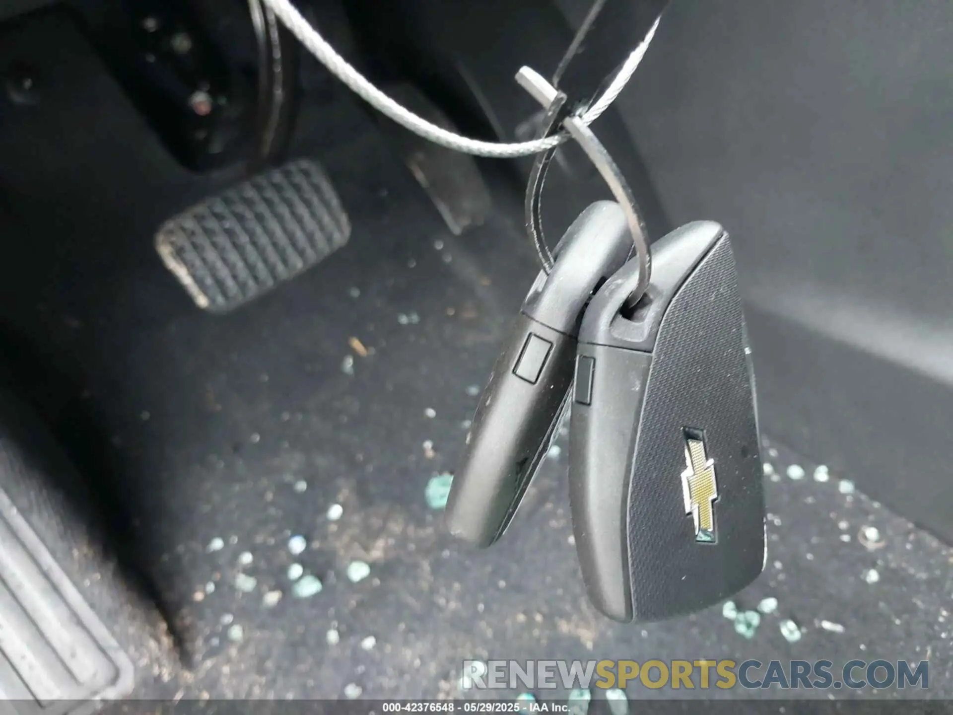 11 Photograph of a damaged car 3GNAXHEG8SL249048 CHEVROLET EQUINOX 2025