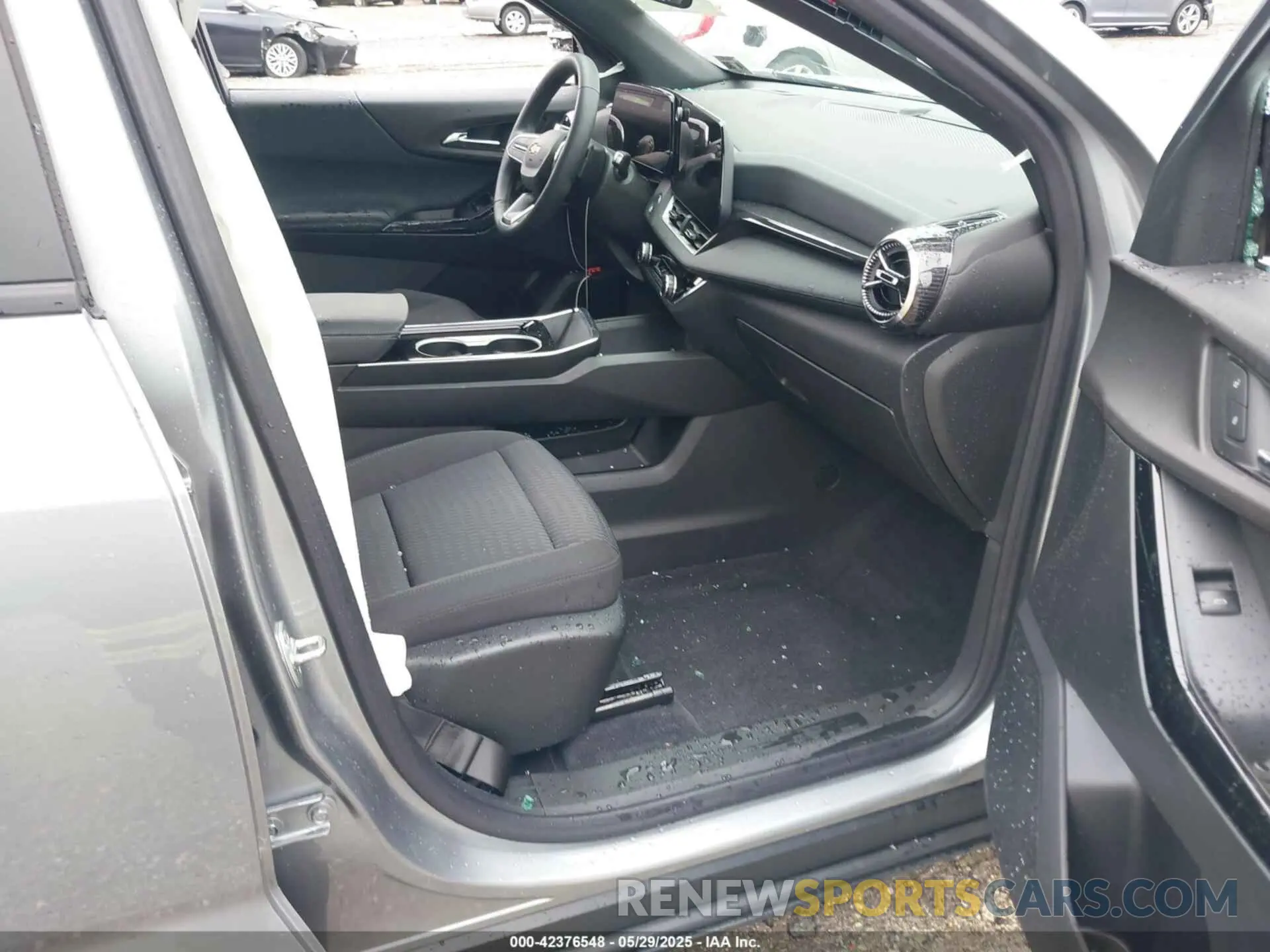 5 Photograph of a damaged car 3GNAXHEG8SL249048 CHEVROLET EQUINOX 2025