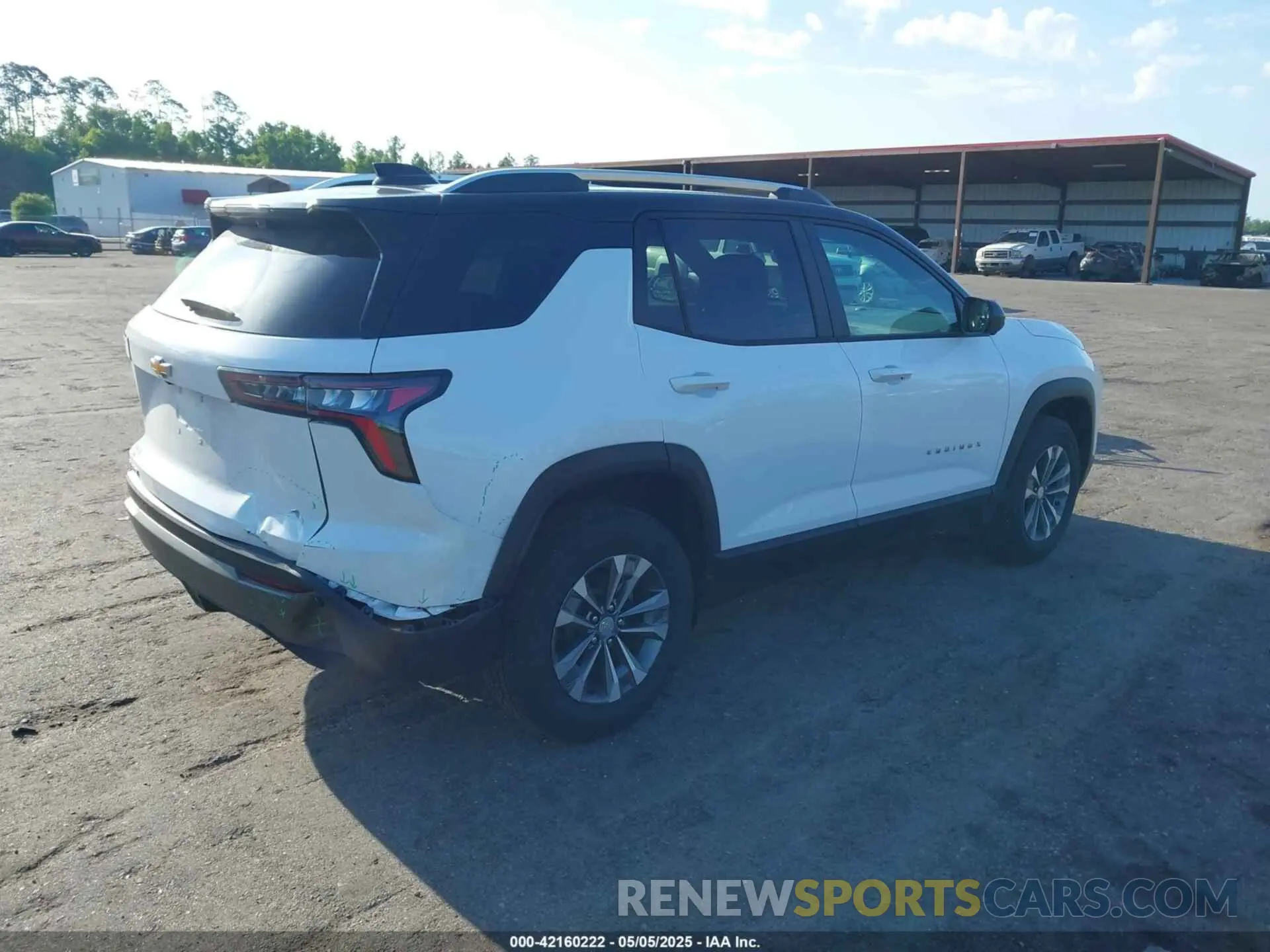 4 Photograph of a damaged car 3GNAXHEG9SL108876 CHEVROLET EQUINOX 2025