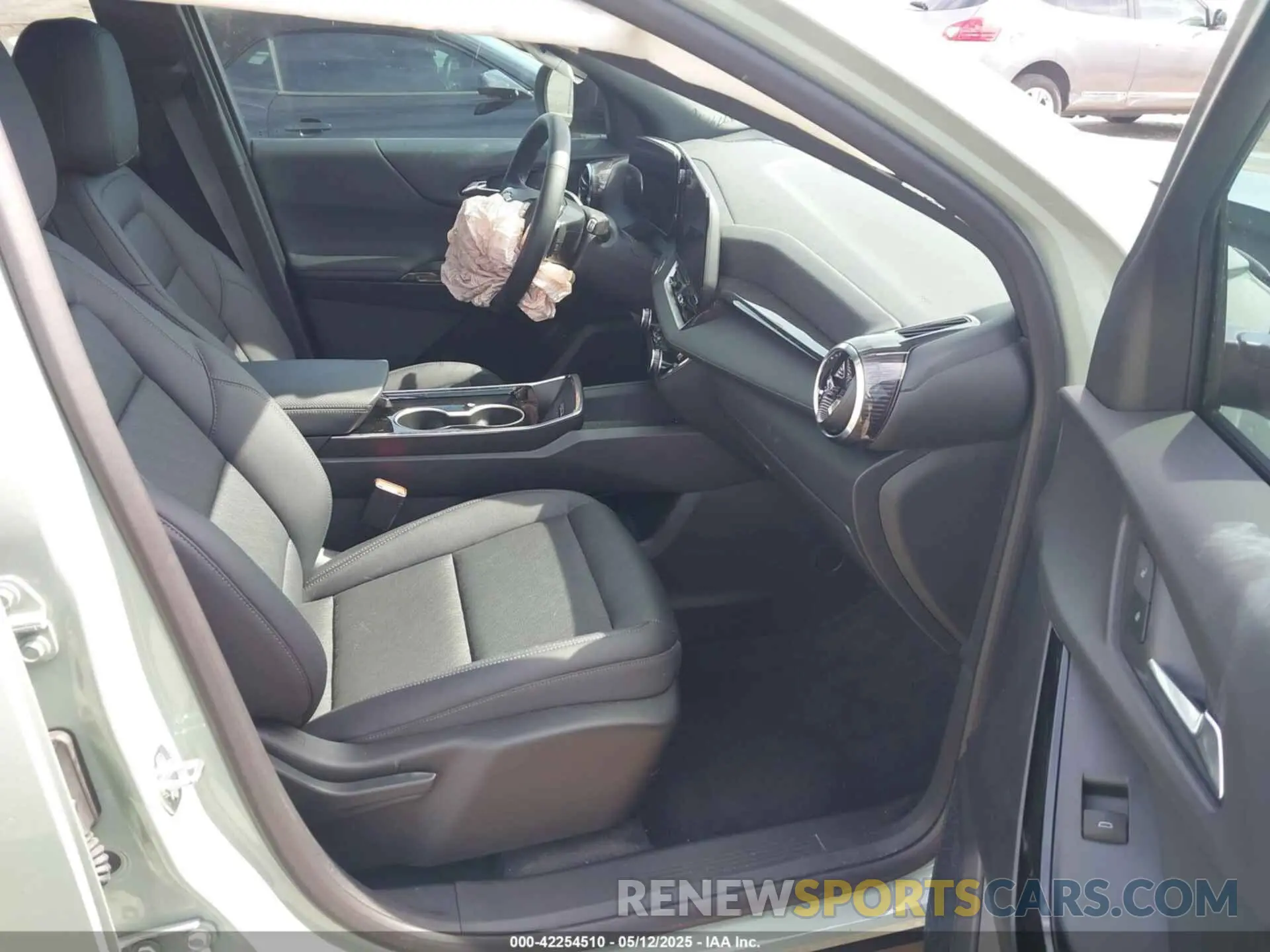 5 Photograph of a damaged car 3GNAXHEG9SL122003 CHEVROLET EQUINOX 2025
