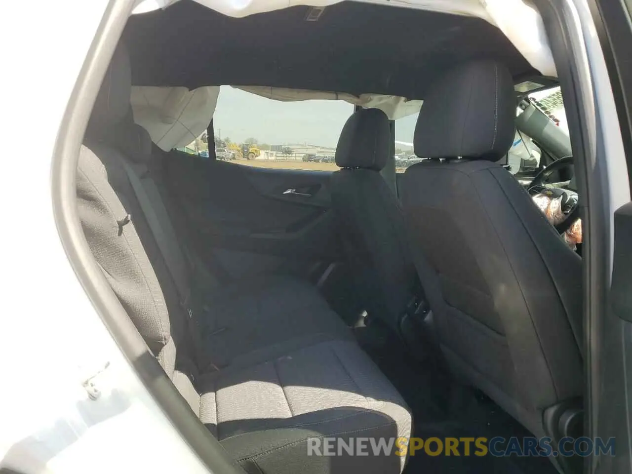 10 Photograph of a damaged car 3GNAXHEGXSL132281 CHEVROLET EQUINOX 2025
