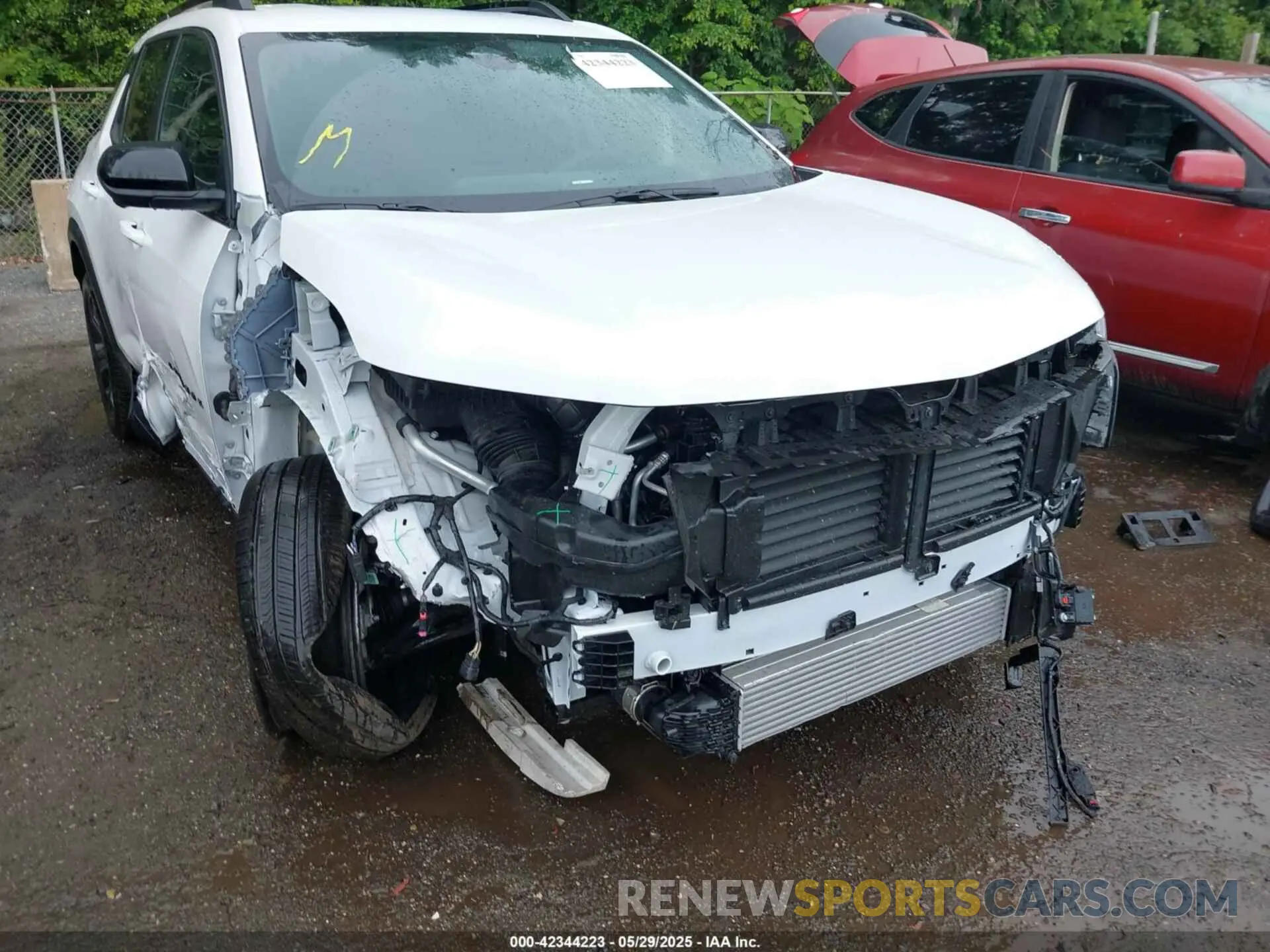 6 Photograph of a damaged car 3GNAXHEGXSL159643 CHEVROLET EQUINOX 2025