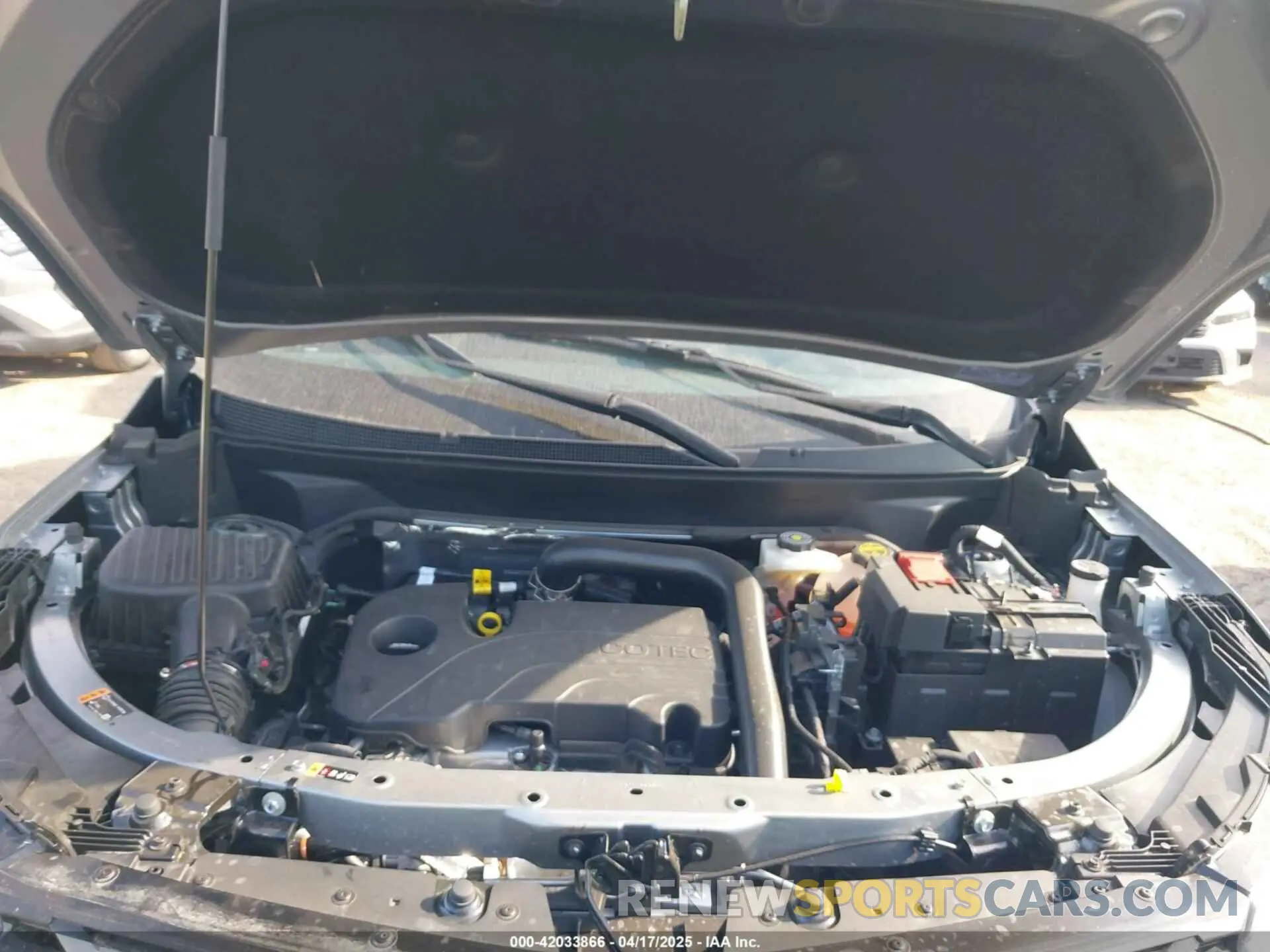 10 Photograph of a damaged car 3GNAXHEGXSL174742 CHEVROLET EQUINOX 2025