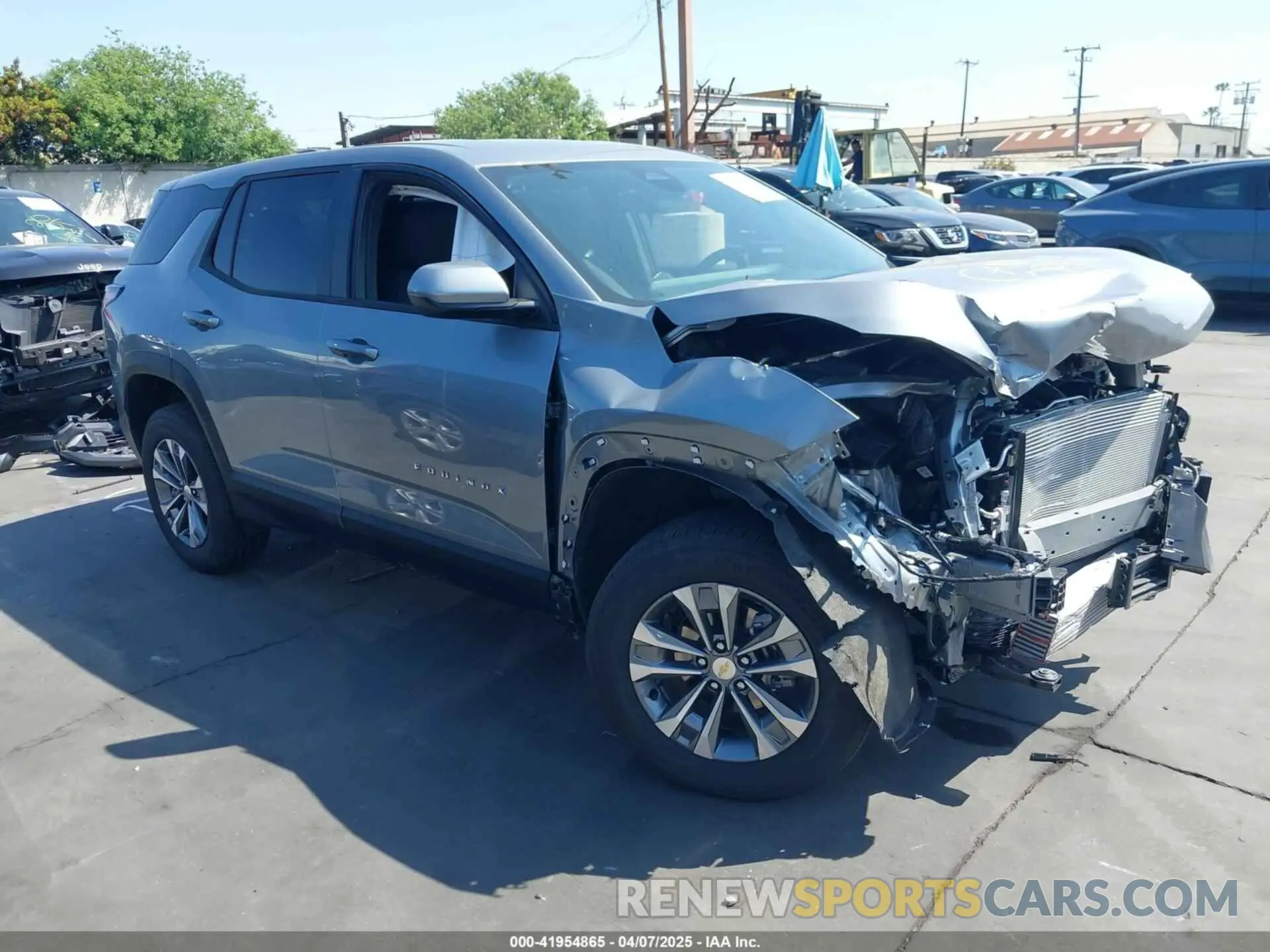 1 Photograph of a damaged car 3GNAXHEGXSL252744 CHEVROLET EQUINOX 2025