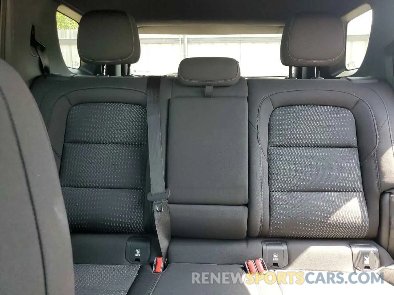 10 Photograph of a damaged car 3GNAXHEGXSL281788 CHEVROLET EQUINOX 2025