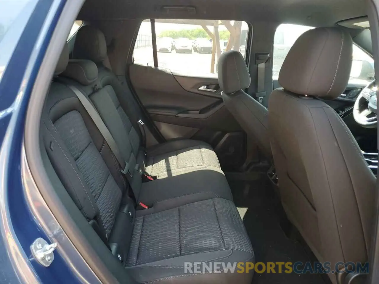 11 Photograph of a damaged car 3GNAXHEGXSL281788 CHEVROLET EQUINOX 2025