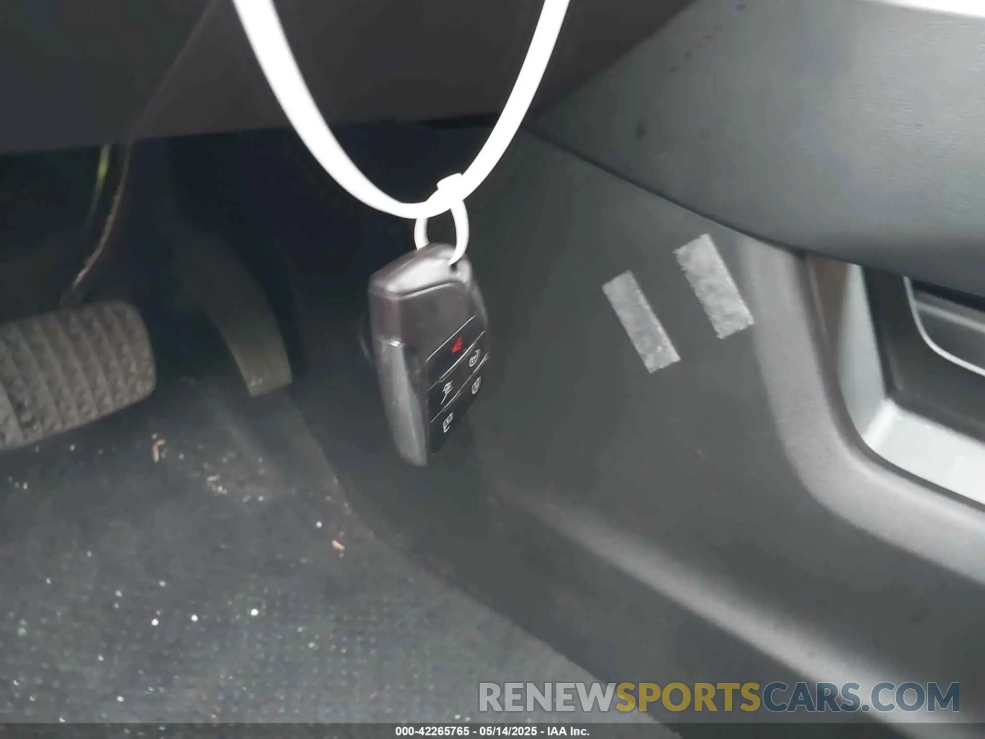 11 Photograph of a damaged car 3GNAXKEG0SL116703 CHEVROLET EQUINOX 2025