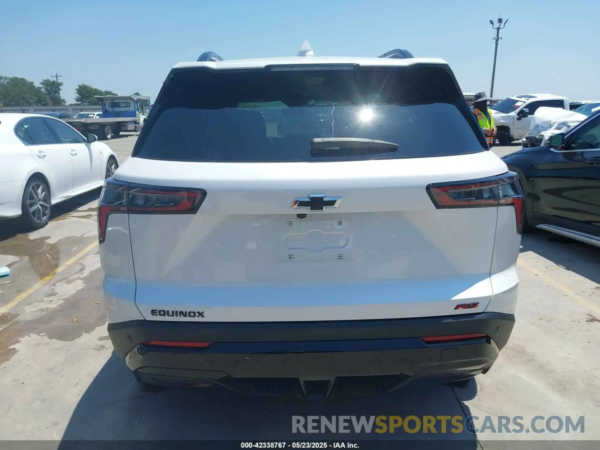 16 Photograph of a damaged car 3GNAXLEG4SL142744 CHEVROLET EQUINOX 2025