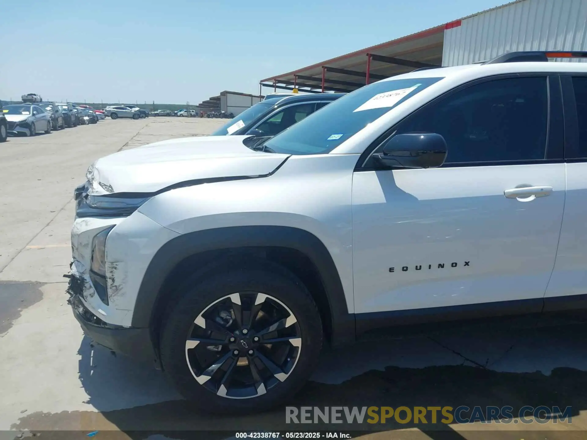 18 Photograph of a damaged car 3GNAXLEG4SL142744 CHEVROLET EQUINOX 2025