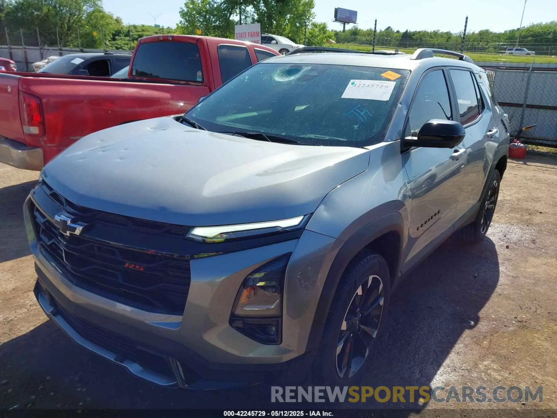 2 Photograph of a damaged car 3GNAXLEG7SL104814 CHEVROLET EQUINOX 2025