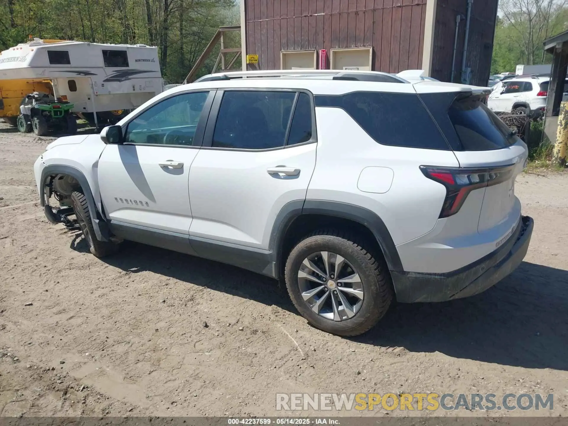 3 Photograph of a damaged car 3GNAXPEG0SL153490 CHEVROLET EQUINOX 2025