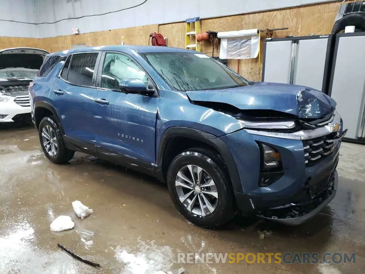 4 Photograph of a damaged car 3GNAXPEG0SL154414 CHEVROLET EQUINOX 2025