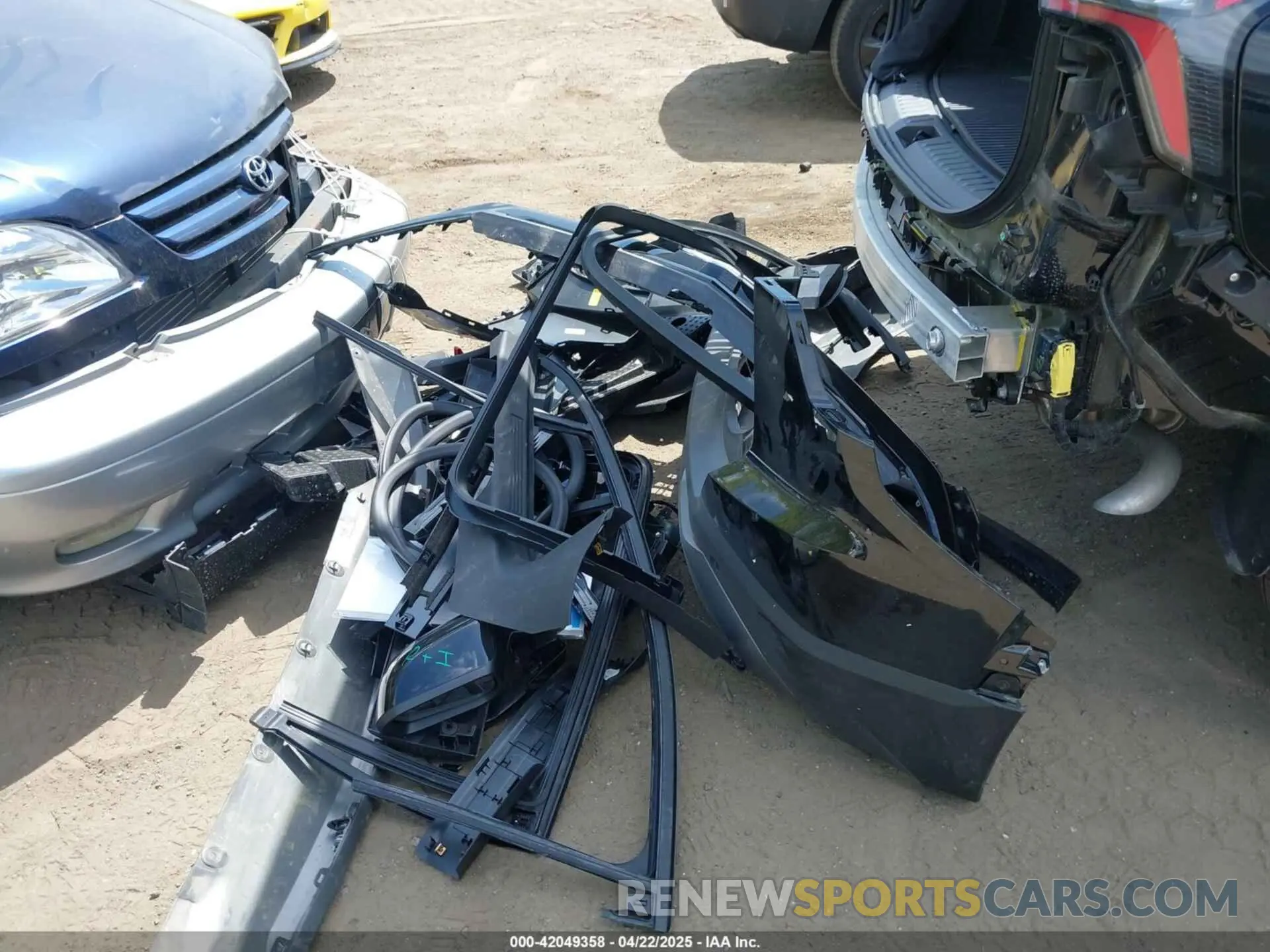 12 Photograph of a damaged car 3GNAXPEG0SL173366 CHEVROLET EQUINOX 2025