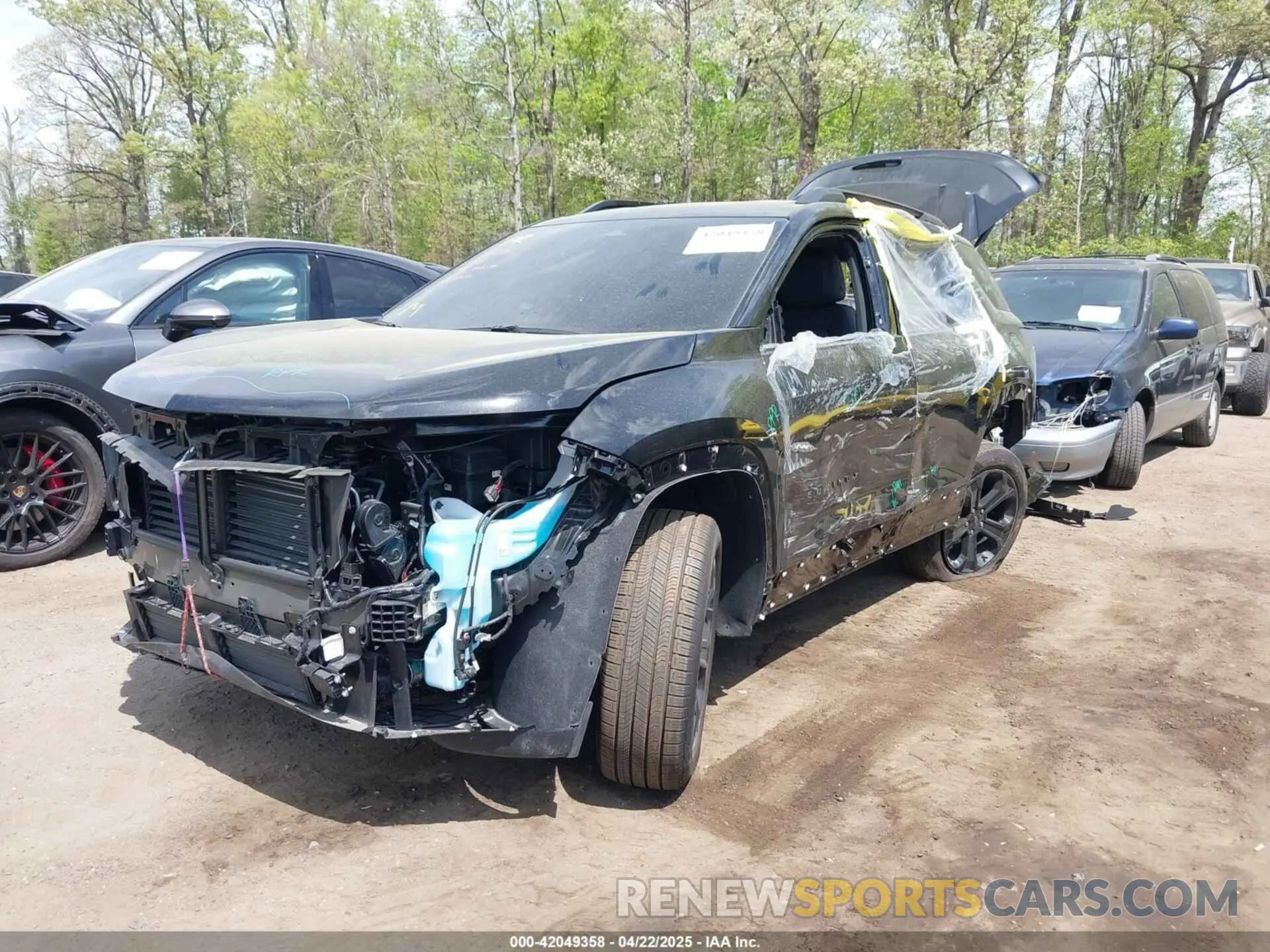 2 Photograph of a damaged car 3GNAXPEG0SL173366 CHEVROLET EQUINOX 2025