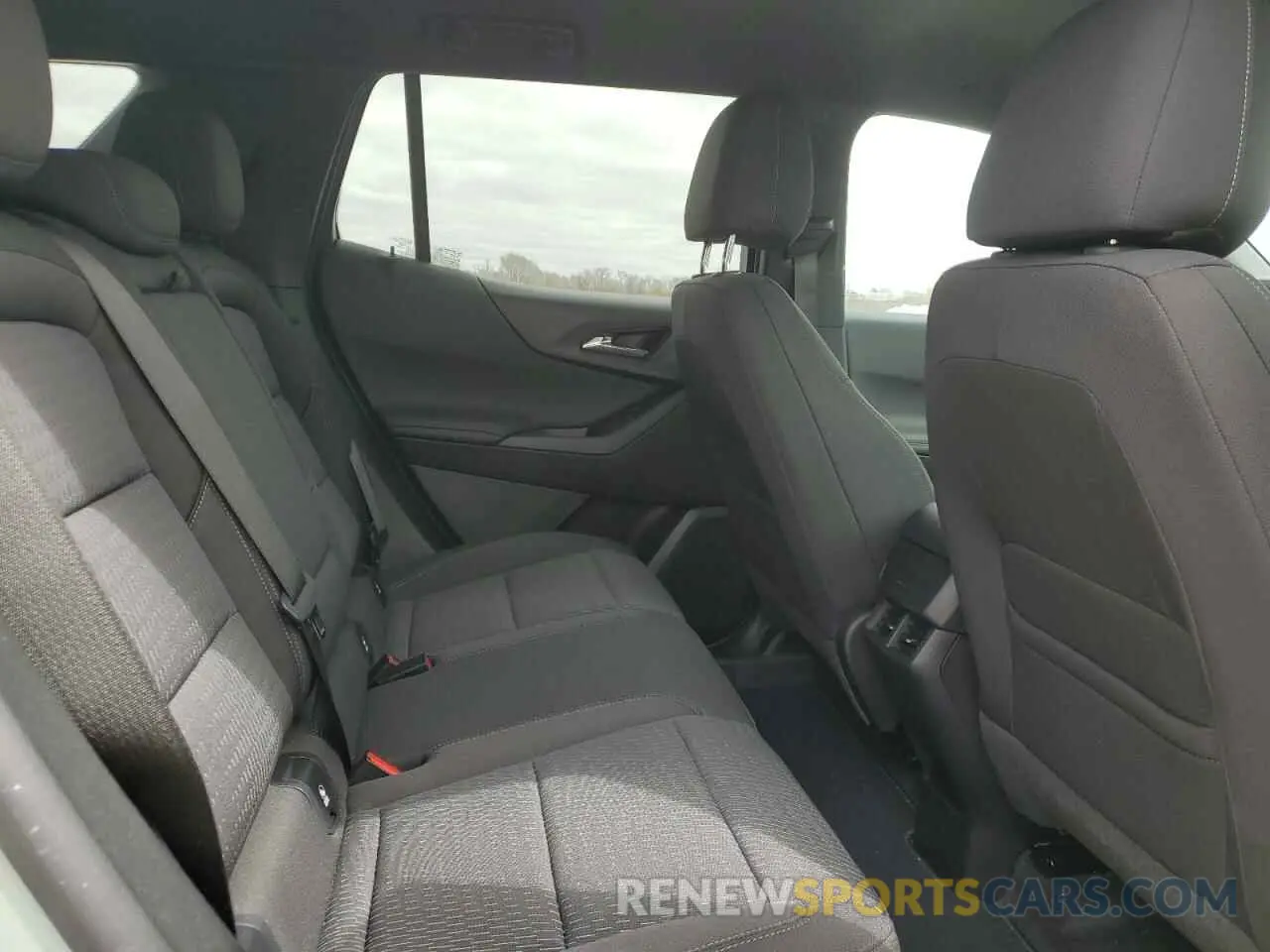 11 Photograph of a damaged car 3GNAXPEG0SL181886 CHEVROLET EQUINOX 2025