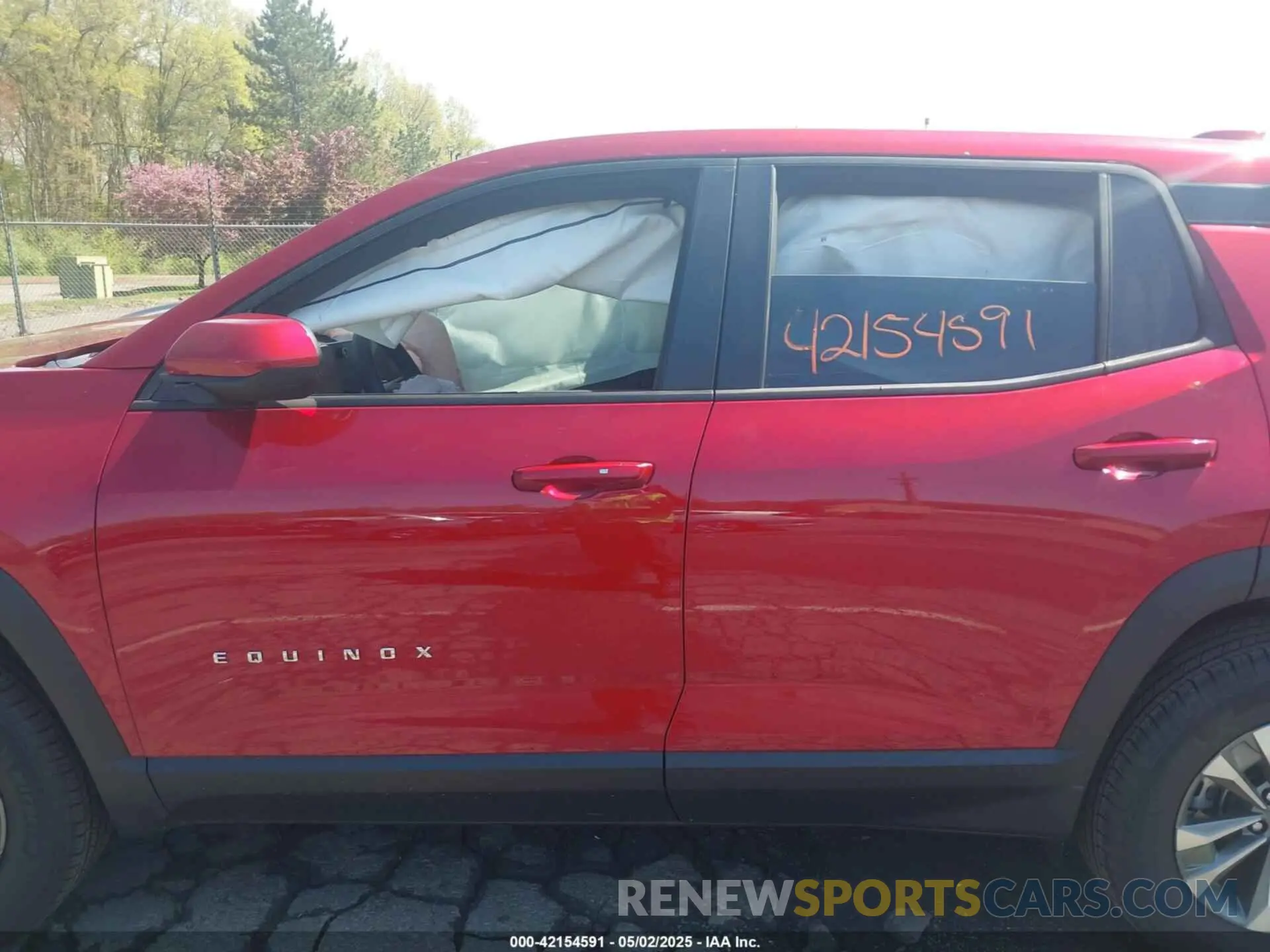 14 Photograph of a damaged car 3GNAXPEG1SL225510 CHEVROLET EQUINOX 2025