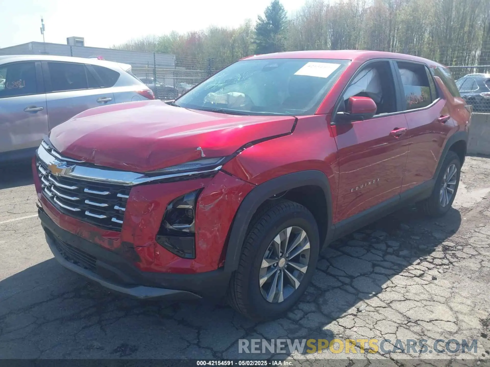 2 Photograph of a damaged car 3GNAXPEG1SL225510 CHEVROLET EQUINOX 2025