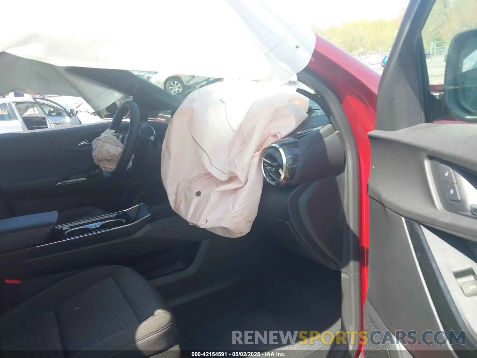 5 Photograph of a damaged car 3GNAXPEG1SL225510 CHEVROLET EQUINOX 2025
