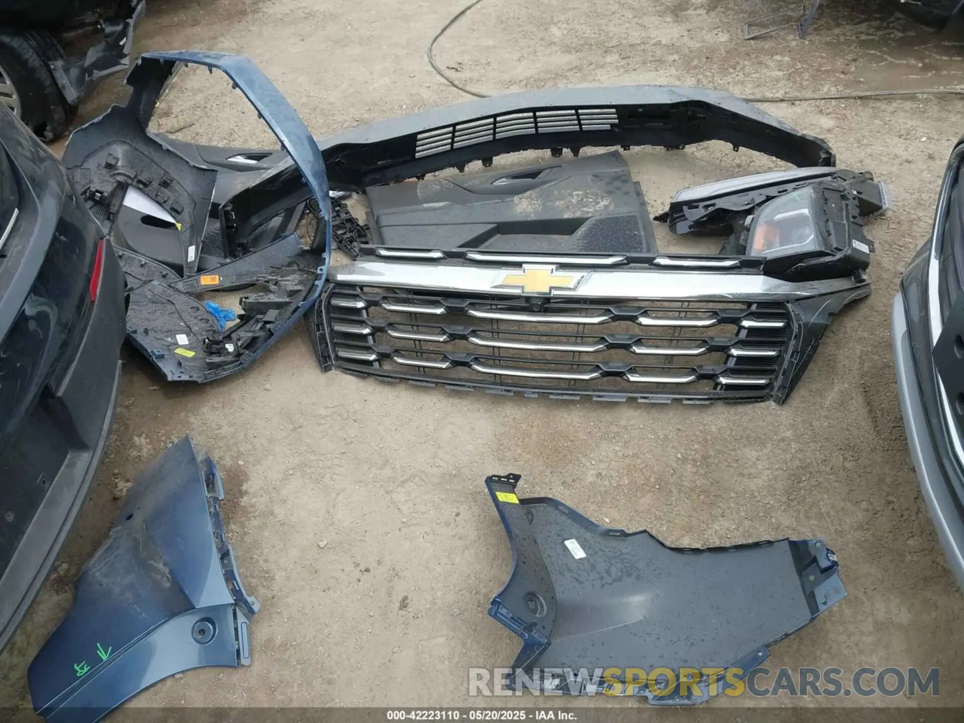 12 Photograph of a damaged car 3GNAXPEG1SL294231 CHEVROLET EQUINOX 2025