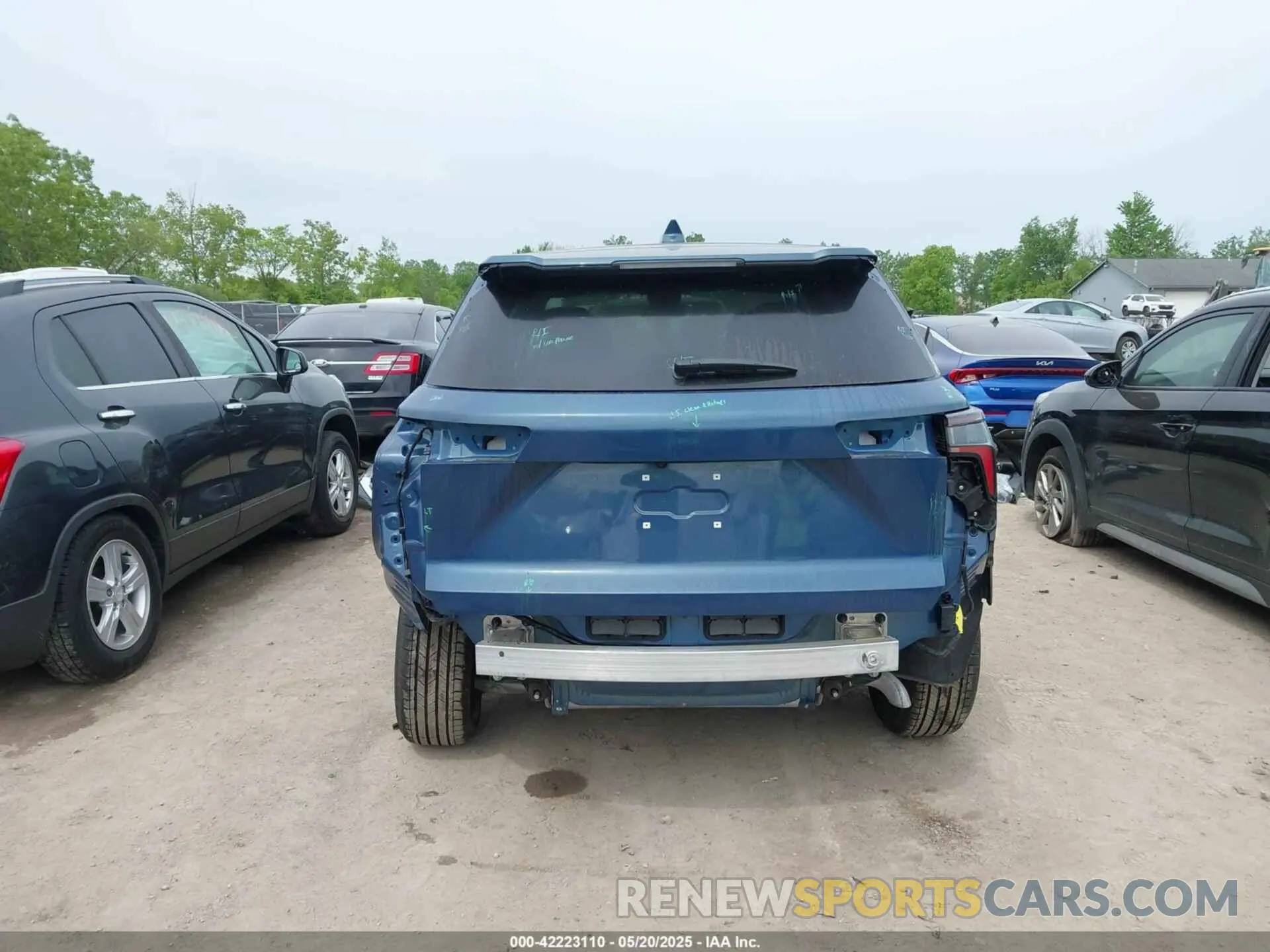 17 Photograph of a damaged car 3GNAXPEG1SL294231 CHEVROLET EQUINOX 2025