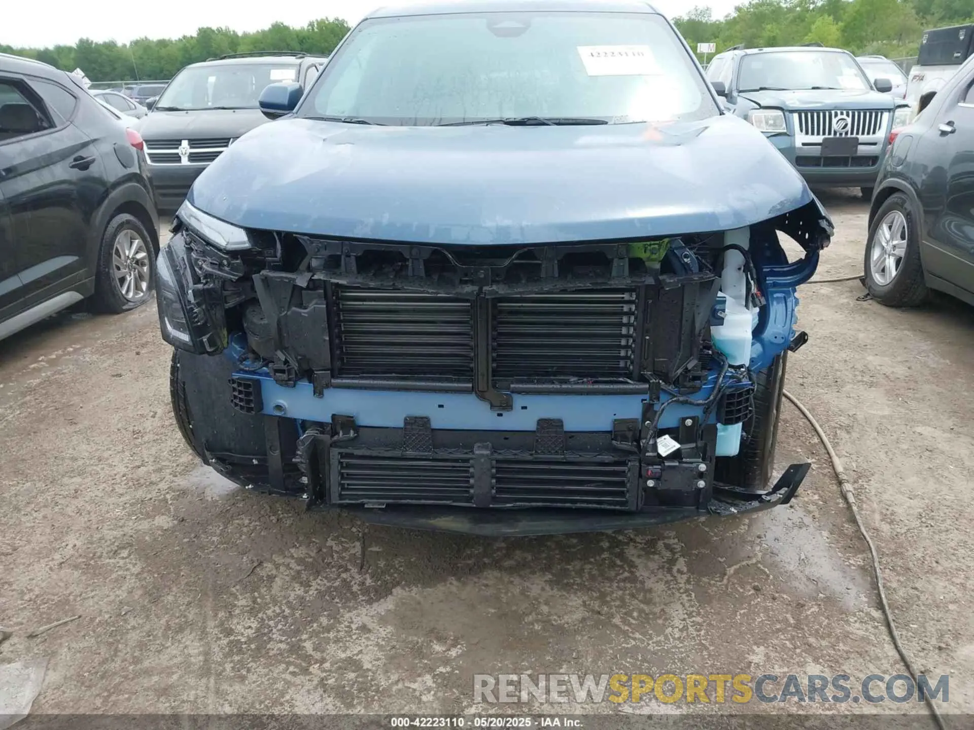 6 Photograph of a damaged car 3GNAXPEG1SL294231 CHEVROLET EQUINOX 2025