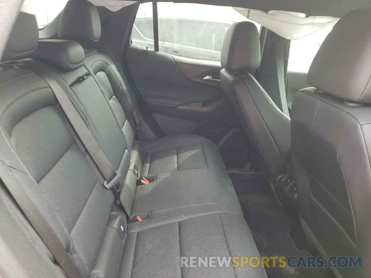 10 Photograph of a damaged car 3GNAXPEG2SL196082 CHEVROLET EQUINOX 2025