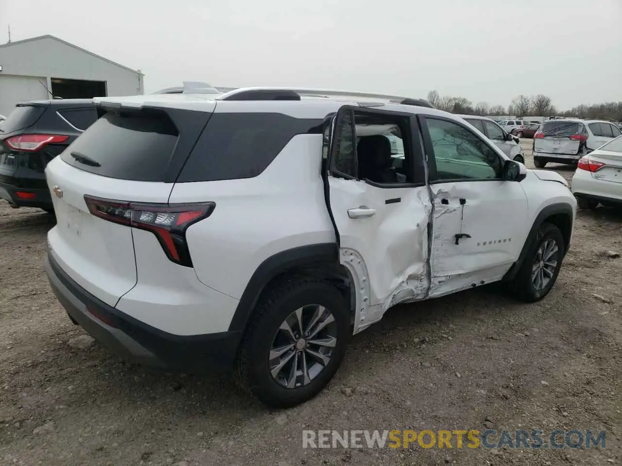 3 Photograph of a damaged car 3GNAXPEG2SL196082 CHEVROLET EQUINOX 2025
