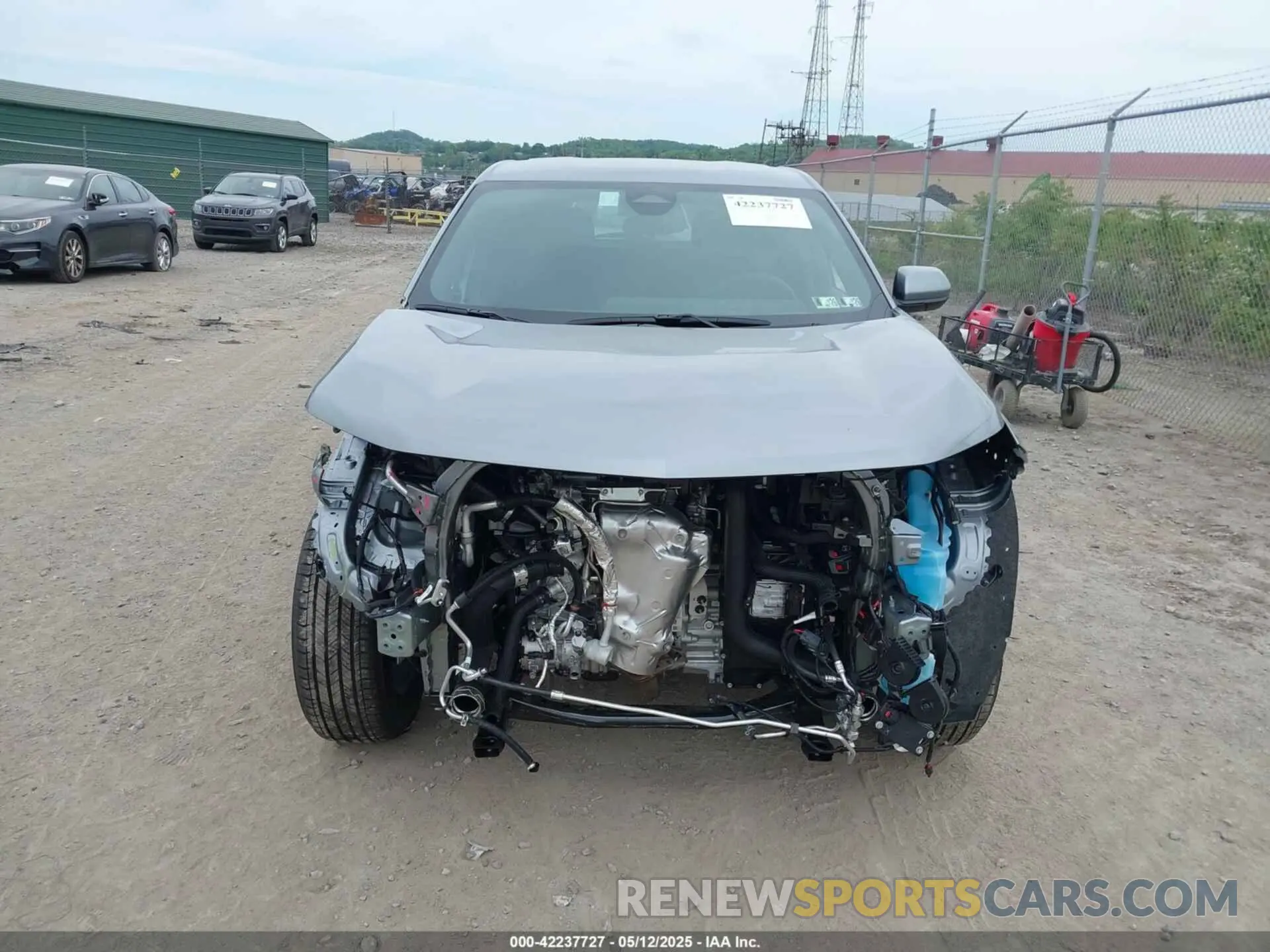 13 Photograph of a damaged car 3GNAXPEG4SL325018 CHEVROLET EQUINOX 2025