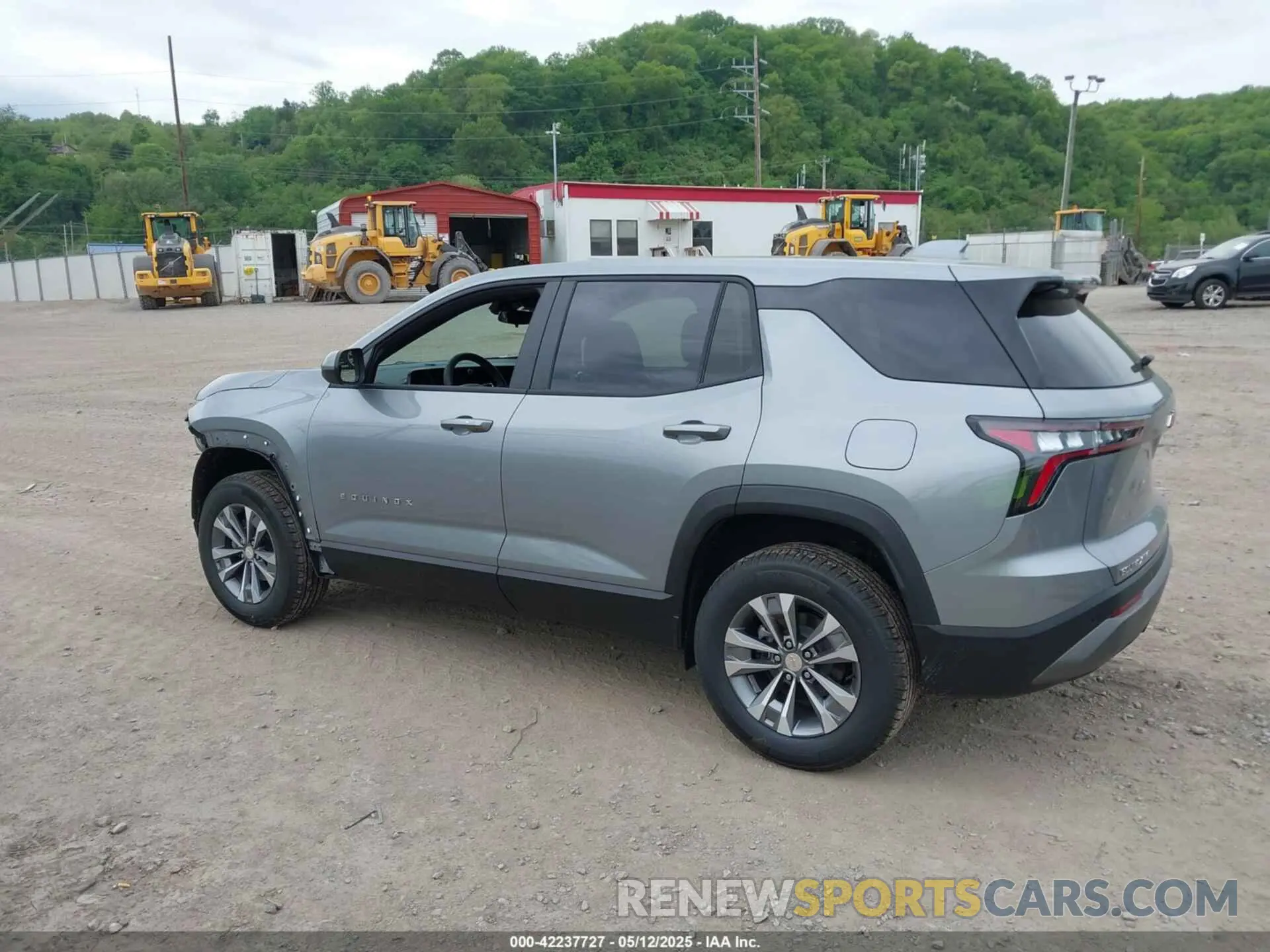 15 Photograph of a damaged car 3GNAXPEG4SL325018 CHEVROLET EQUINOX 2025