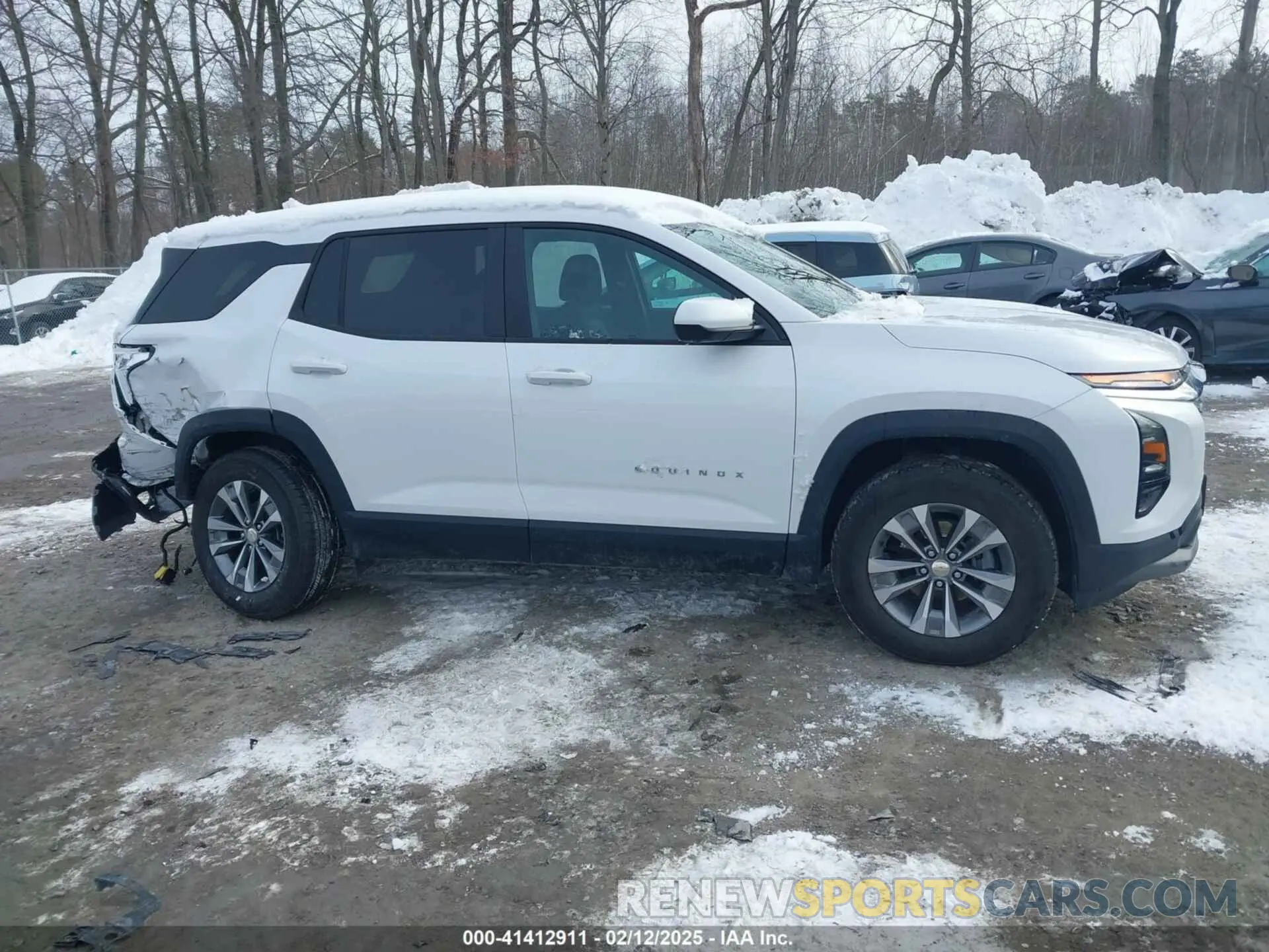 13 Photograph of a damaged car 3GNAXPEG5SL101319 CHEVROLET EQUINOX 2025