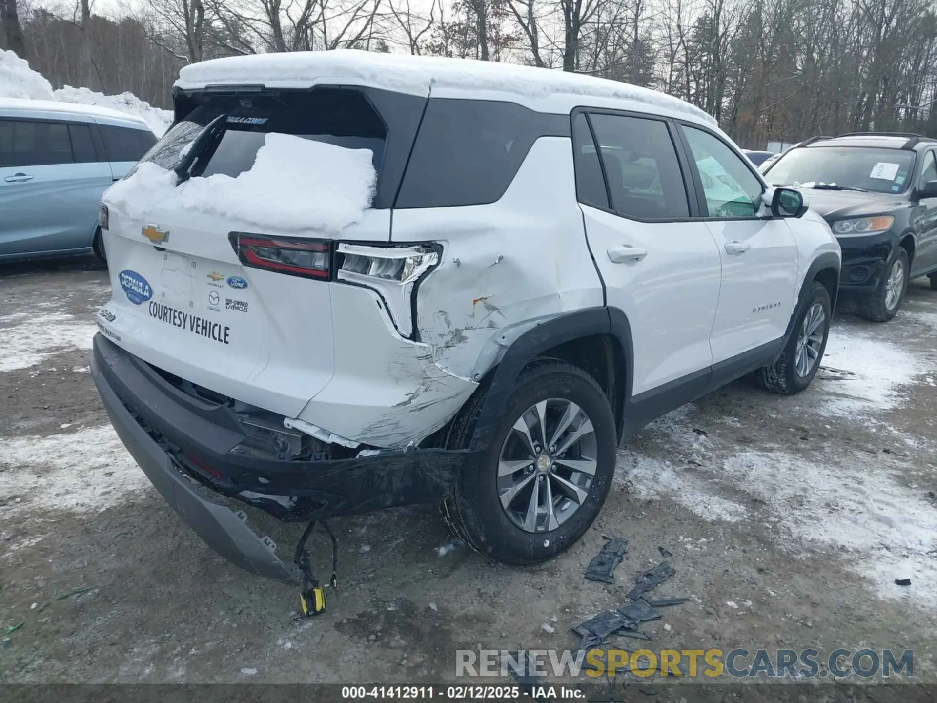 4 Photograph of a damaged car 3GNAXPEG5SL101319 CHEVROLET EQUINOX 2025